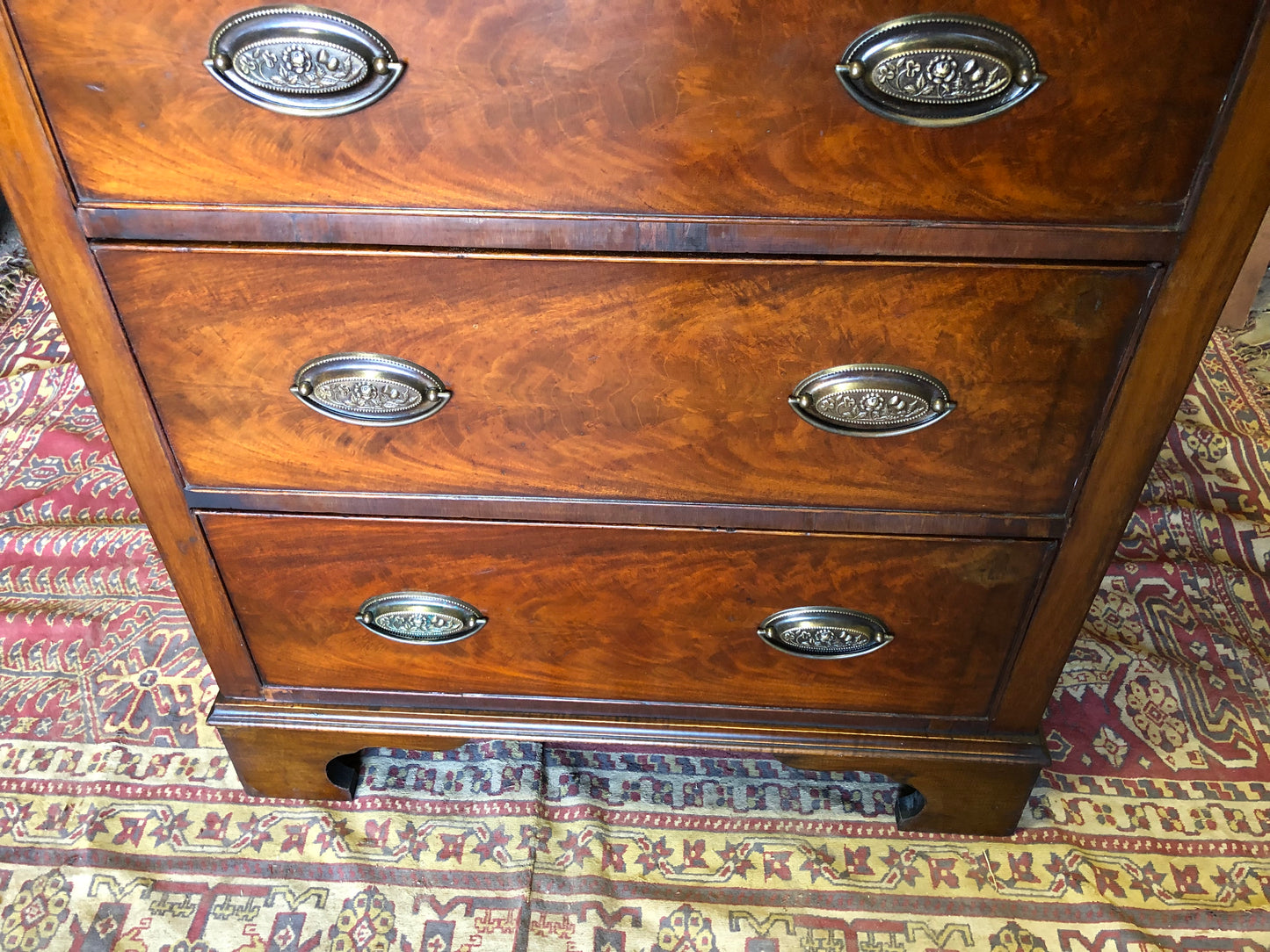 000512....Handsome Pair Of Antique Mahogany Chests