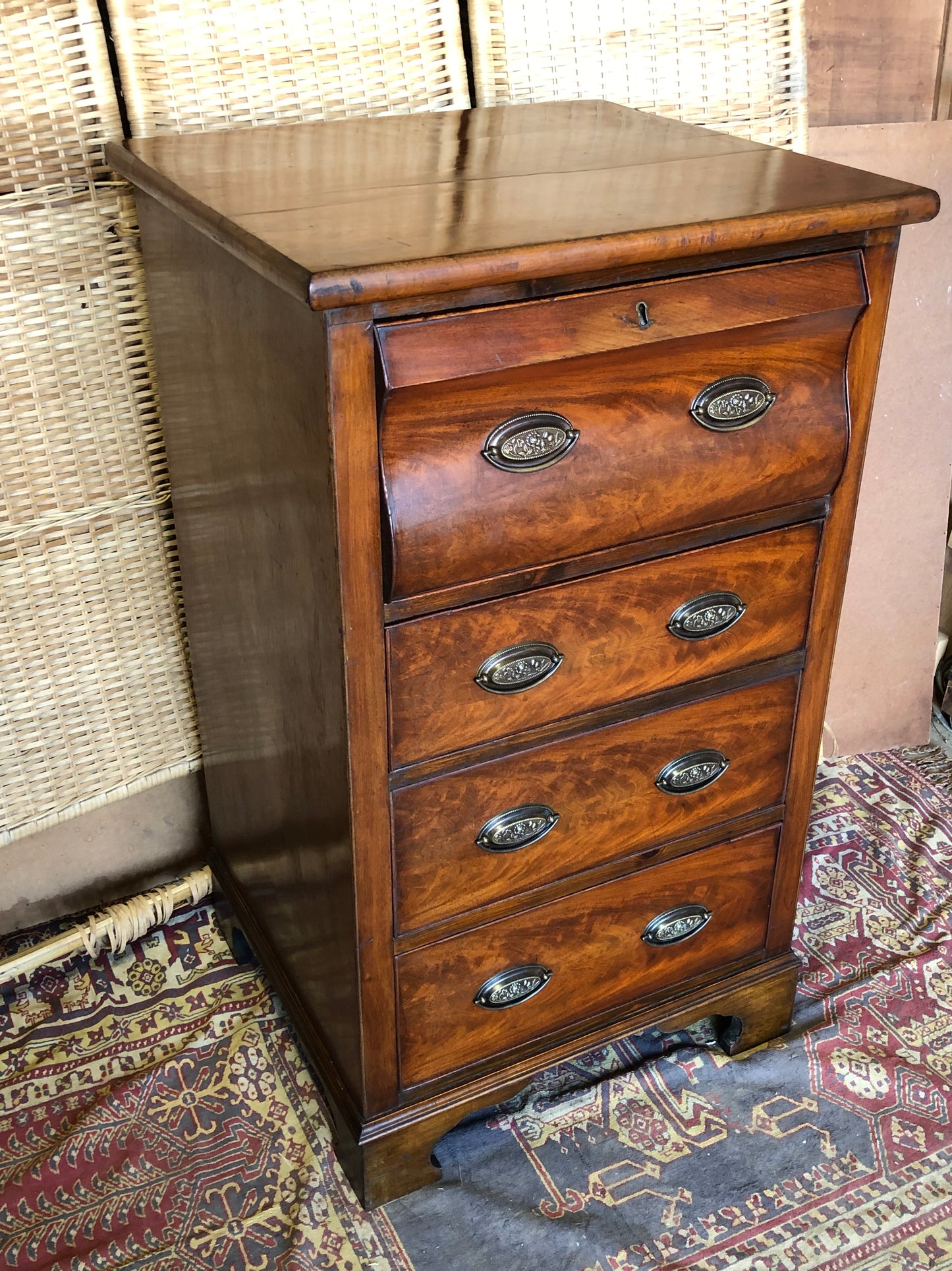 000512....Handsome Pair Of Antique Mahogany Chests