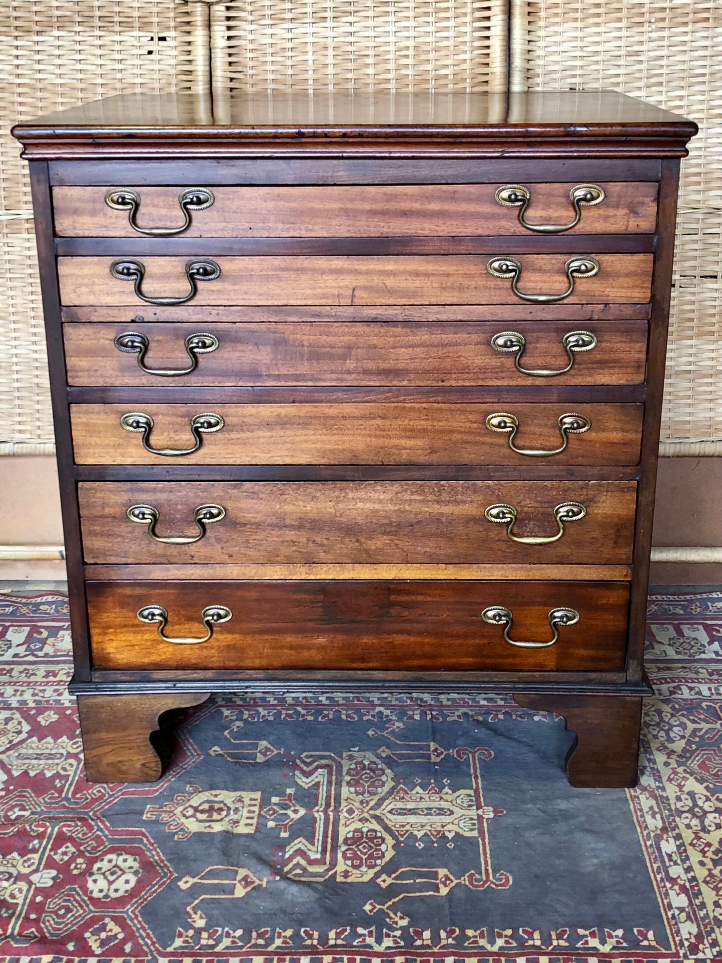 000511....Handsome Antique Collectors Chest Or Chart Chest