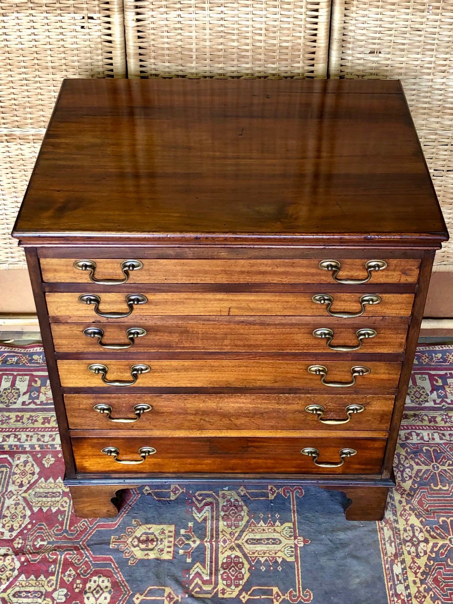 000511....Handsome Antique Collectors Chest Or Chart Chest