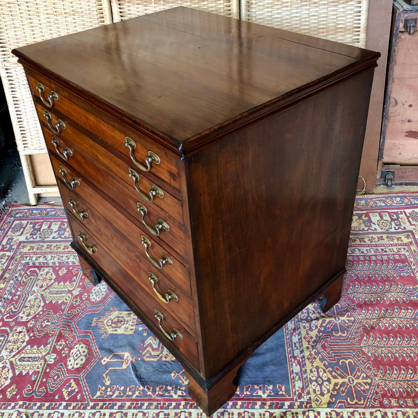 000511....Handsome Antique Collectors Chest Or Chart Chest