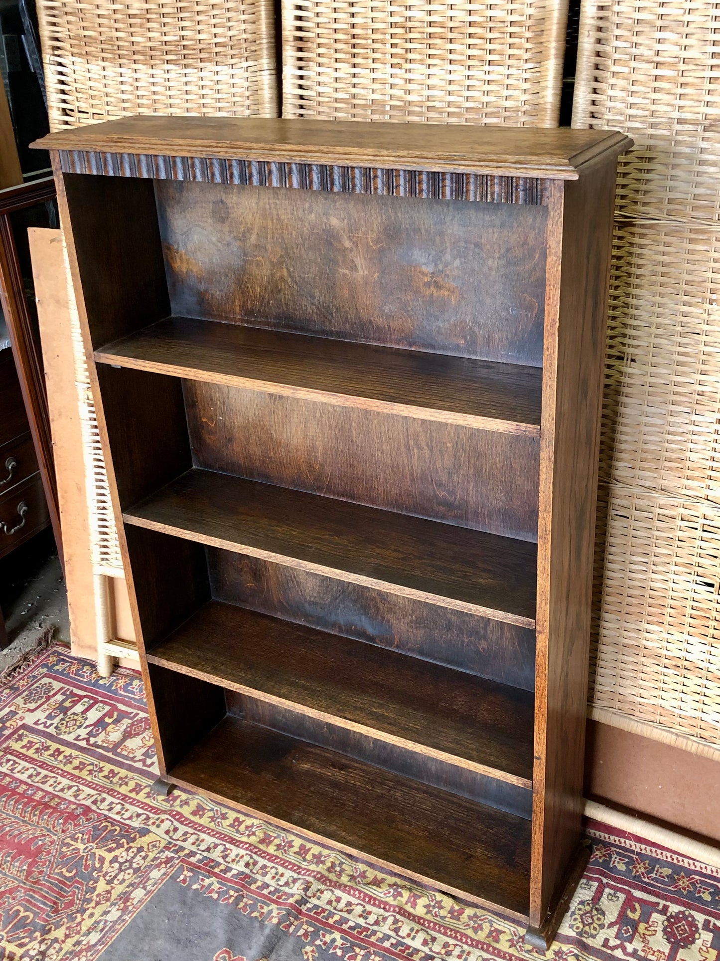 000510....Handsome Vintage Oak Bookcase