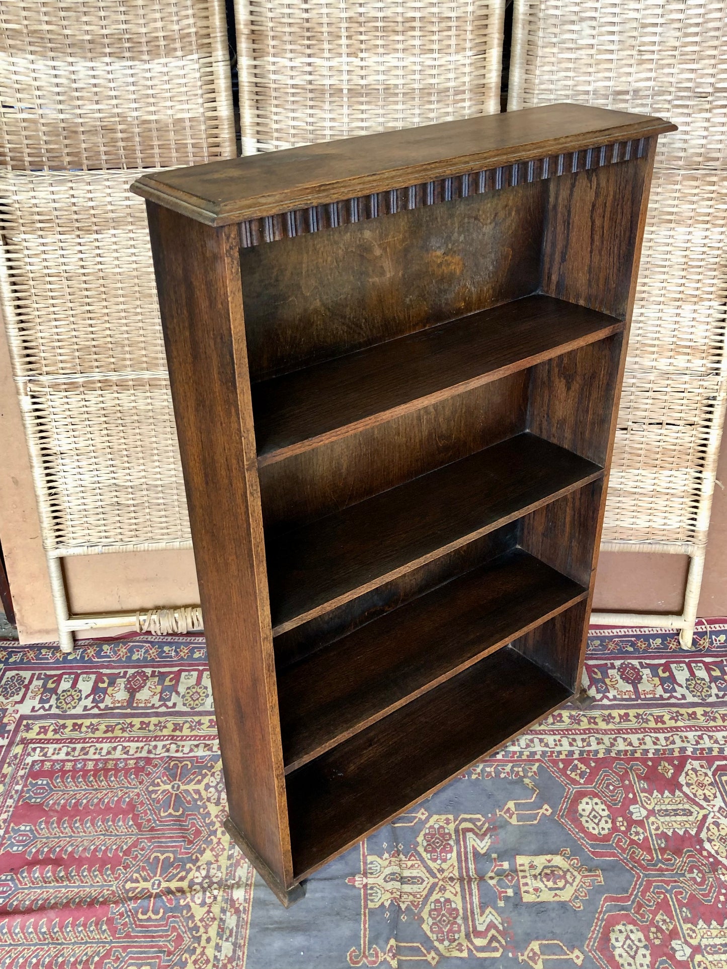 000510....Handsome Vintage Oak Bookcase