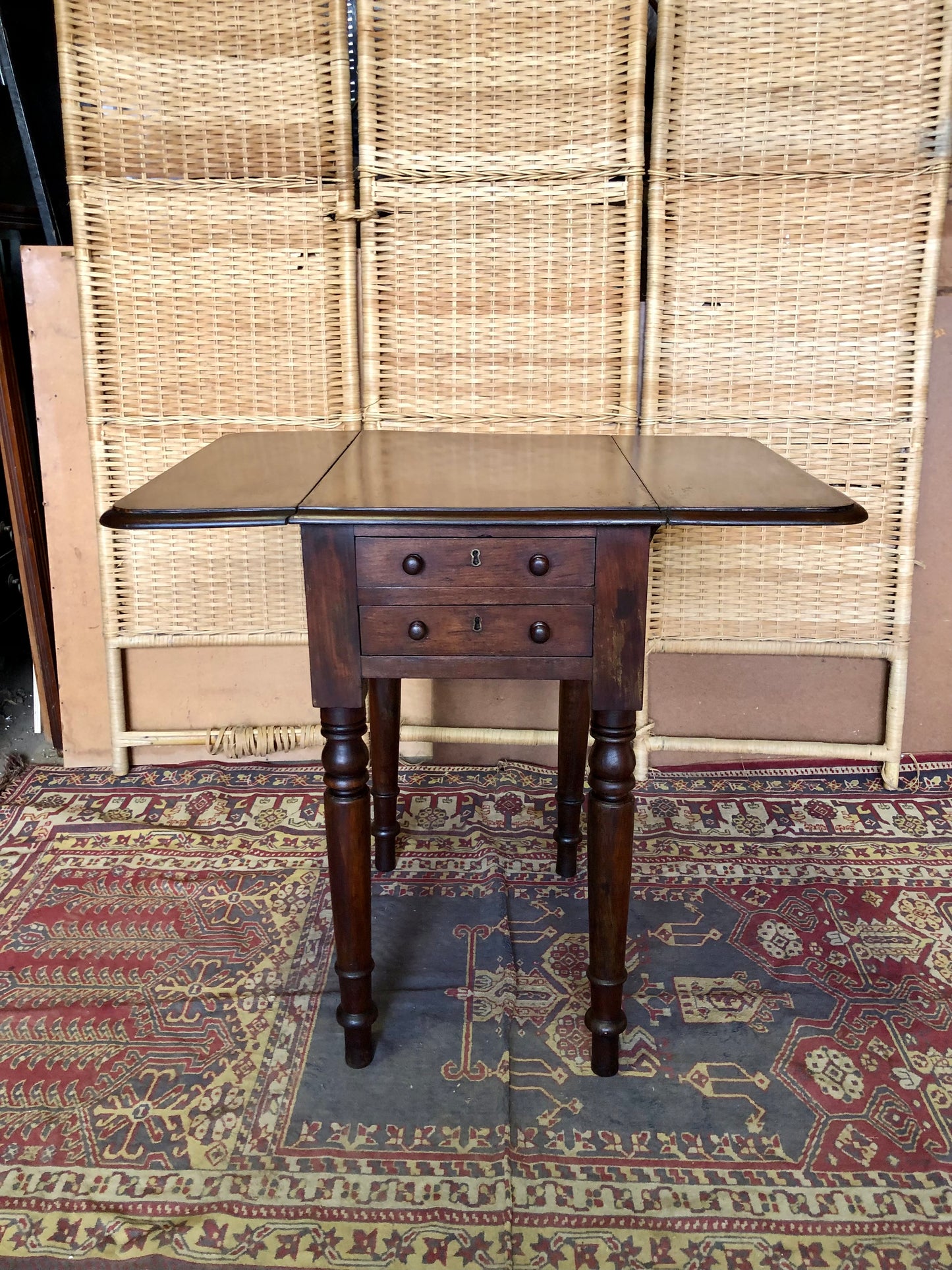 000509....Handsome Antique Mahogany Lamp Table