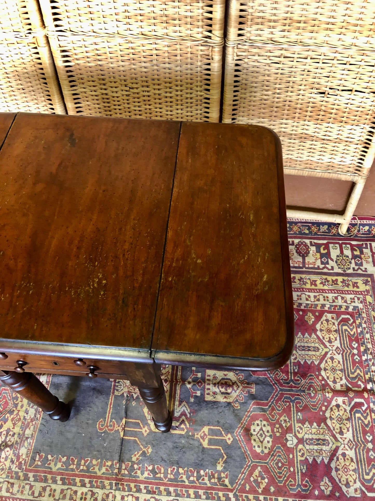 000509....Handsome Antique Mahogany Lamp Table