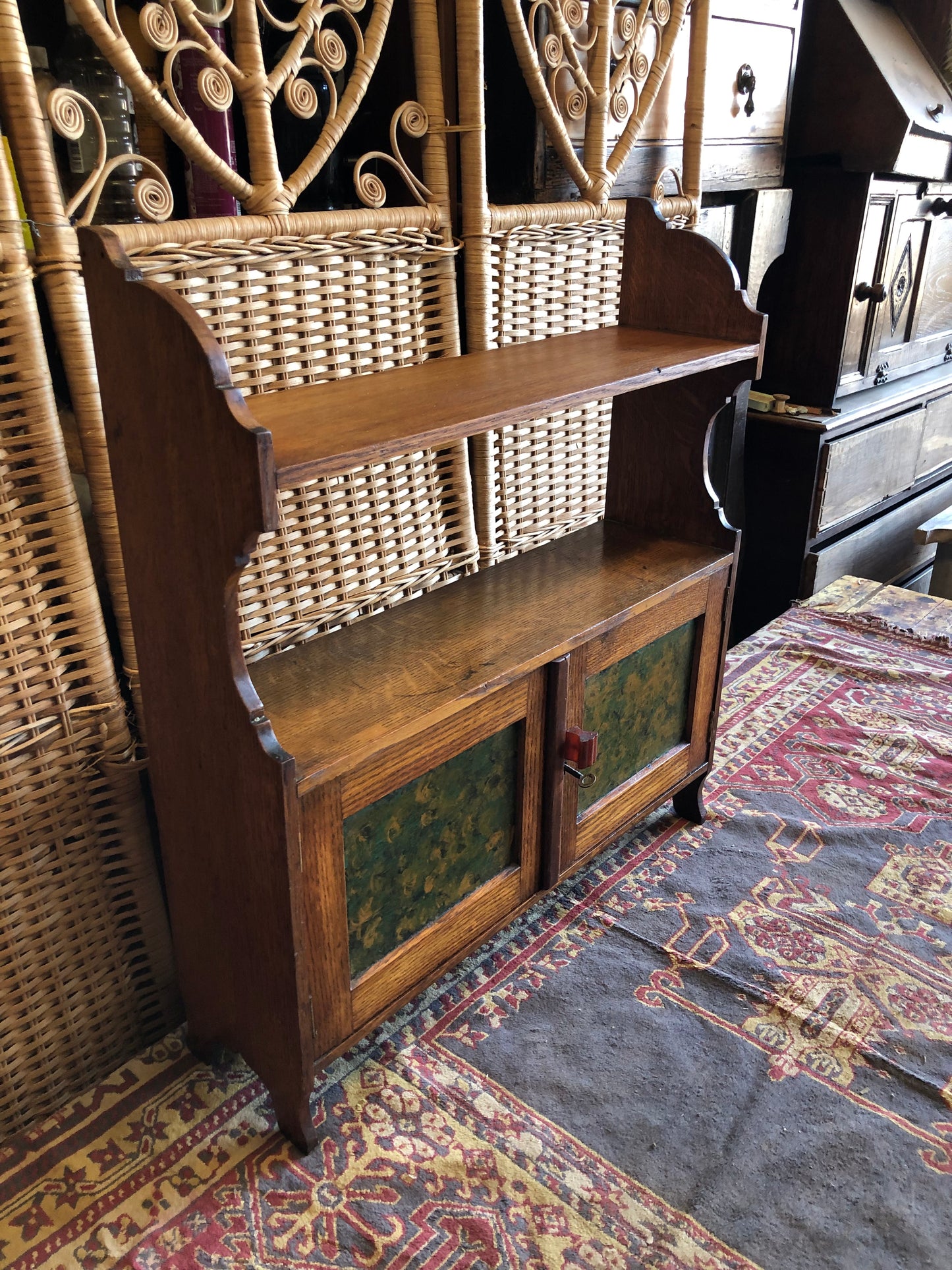 000507....Handsome Arts And Crafts Wall Cabinet