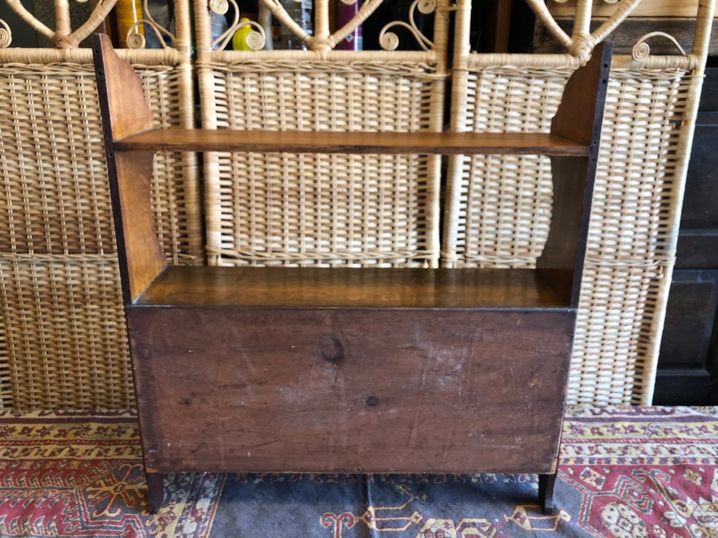 000507....Handsome Arts And Crafts Wall Cabinet