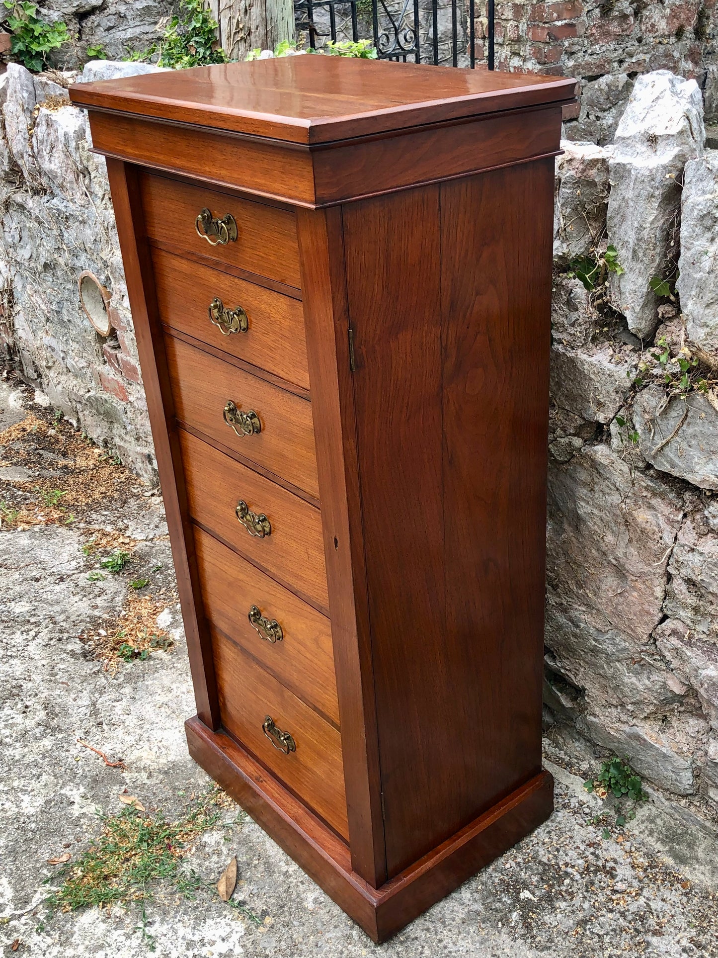 000505....Handsome Antique Walnut Wellington Chest Of Drawers