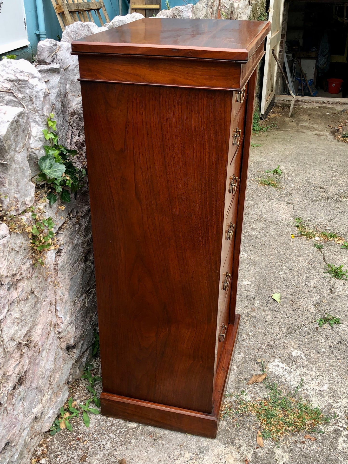 000505....Handsome Antique Walnut Wellington Chest Of Drawers