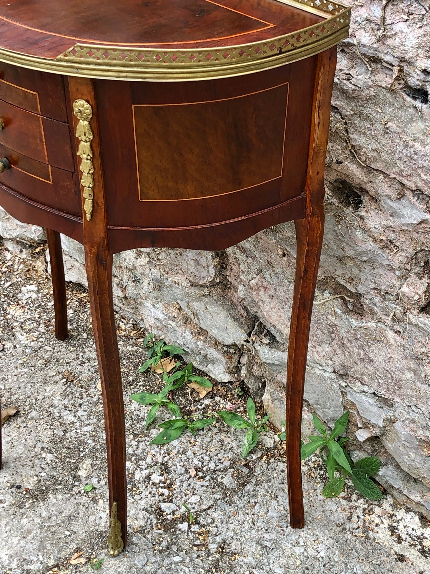 000502....Handsome Vintage French Lamp Or Bedside Table
