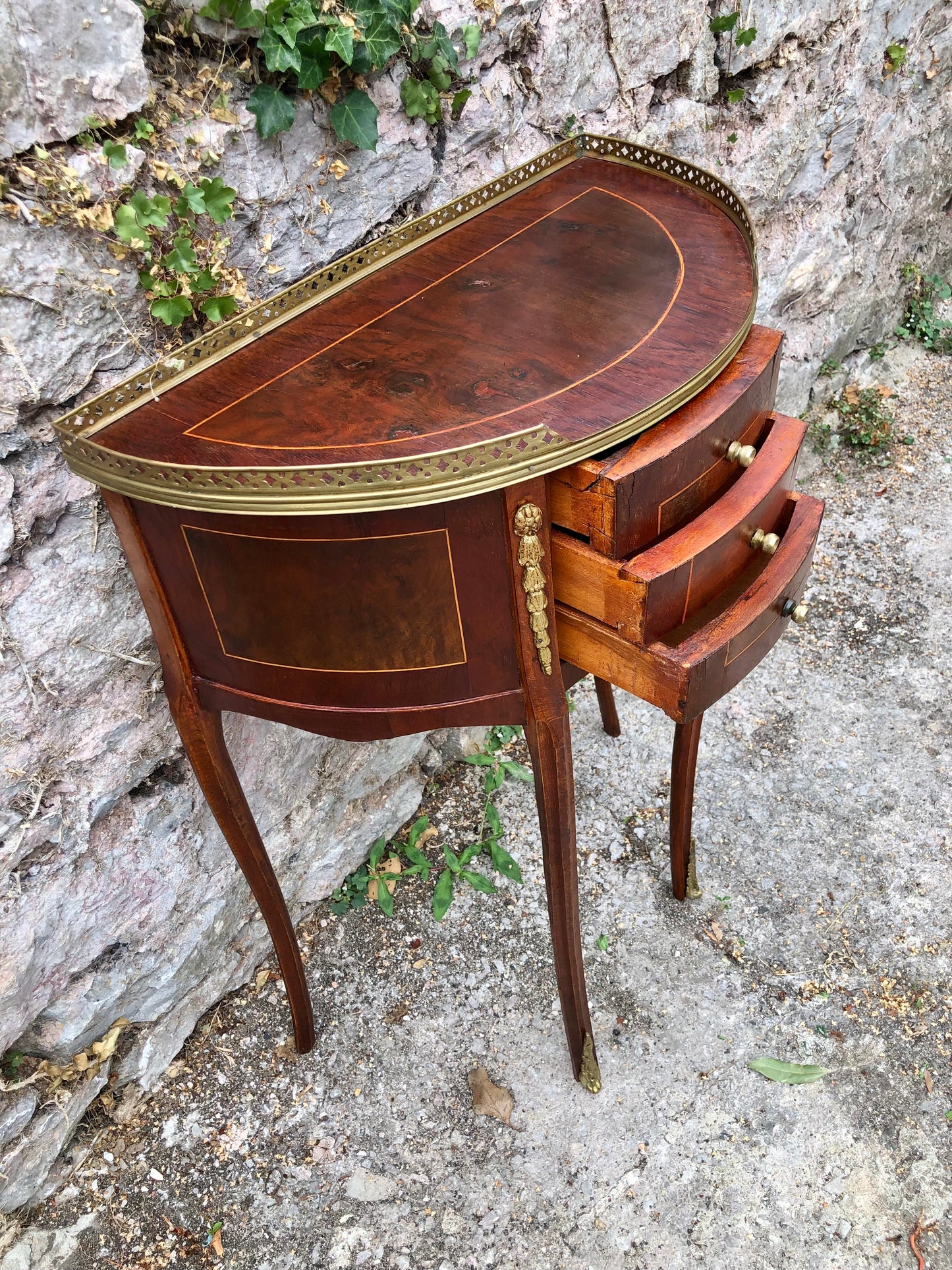 000502....Handsome Vintage French Lamp Or Bedside Table