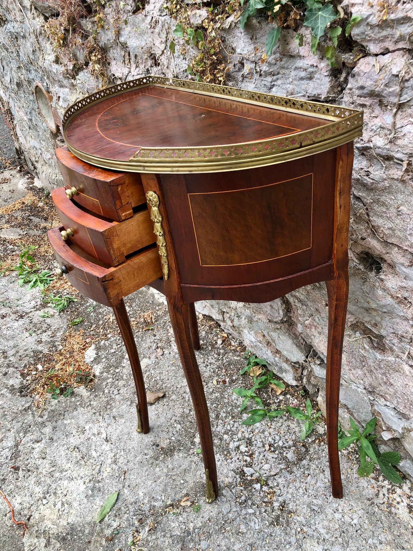 000502....Handsome Vintage French Lamp Or Bedside Table