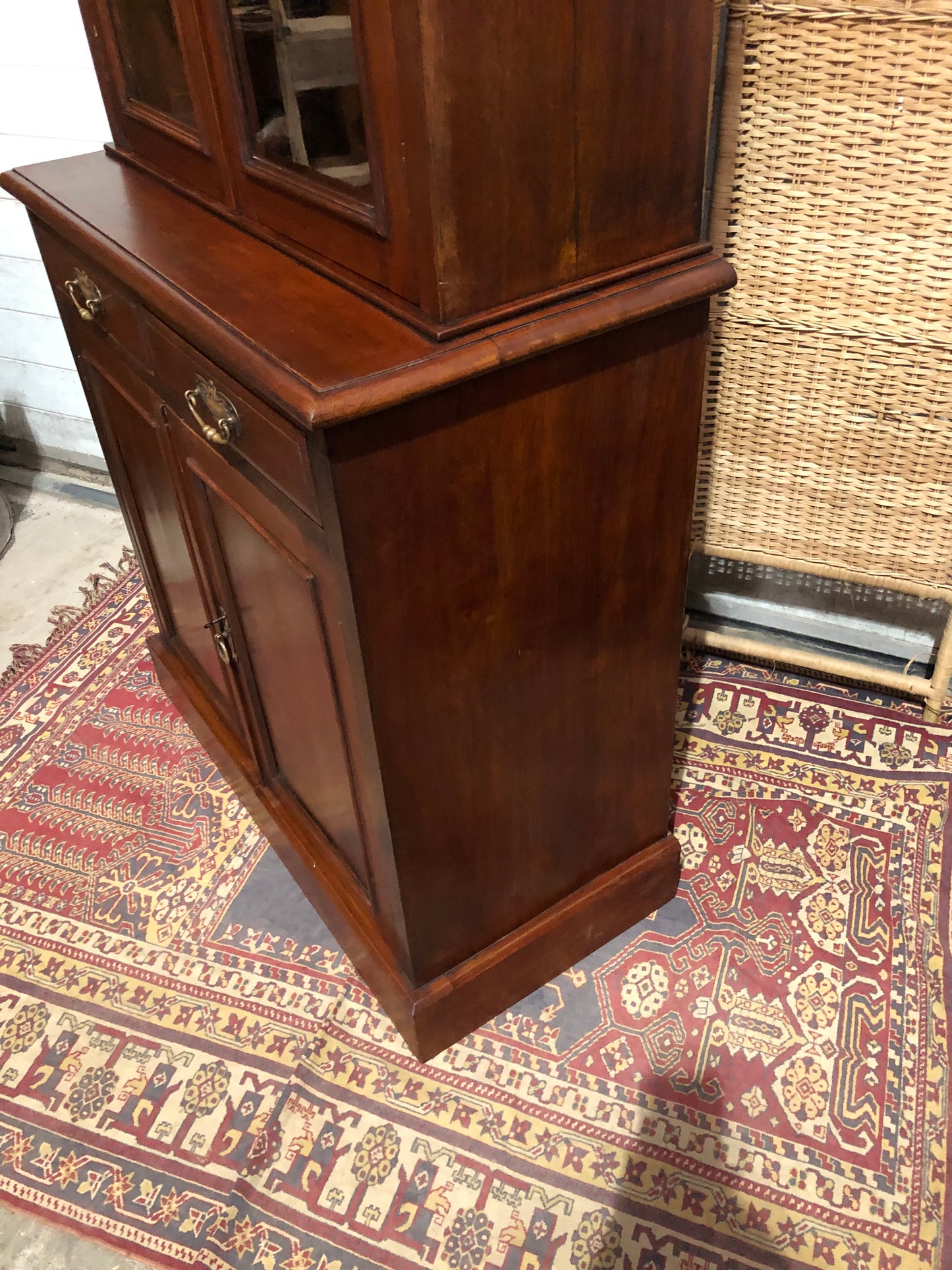 000643....Handsome Antique Mahogany Bookcase