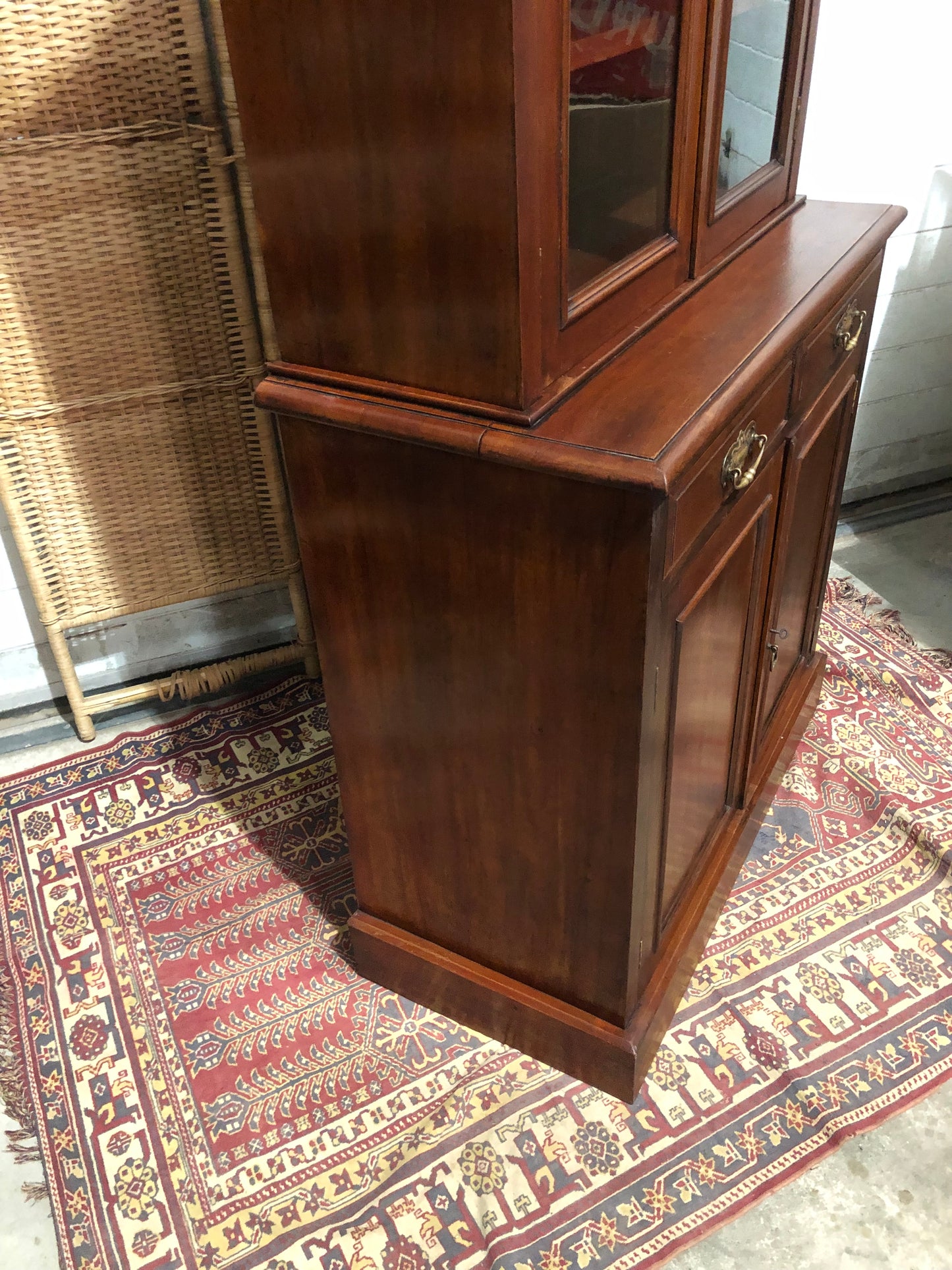000643....Handsome Antique Mahogany Bookcase