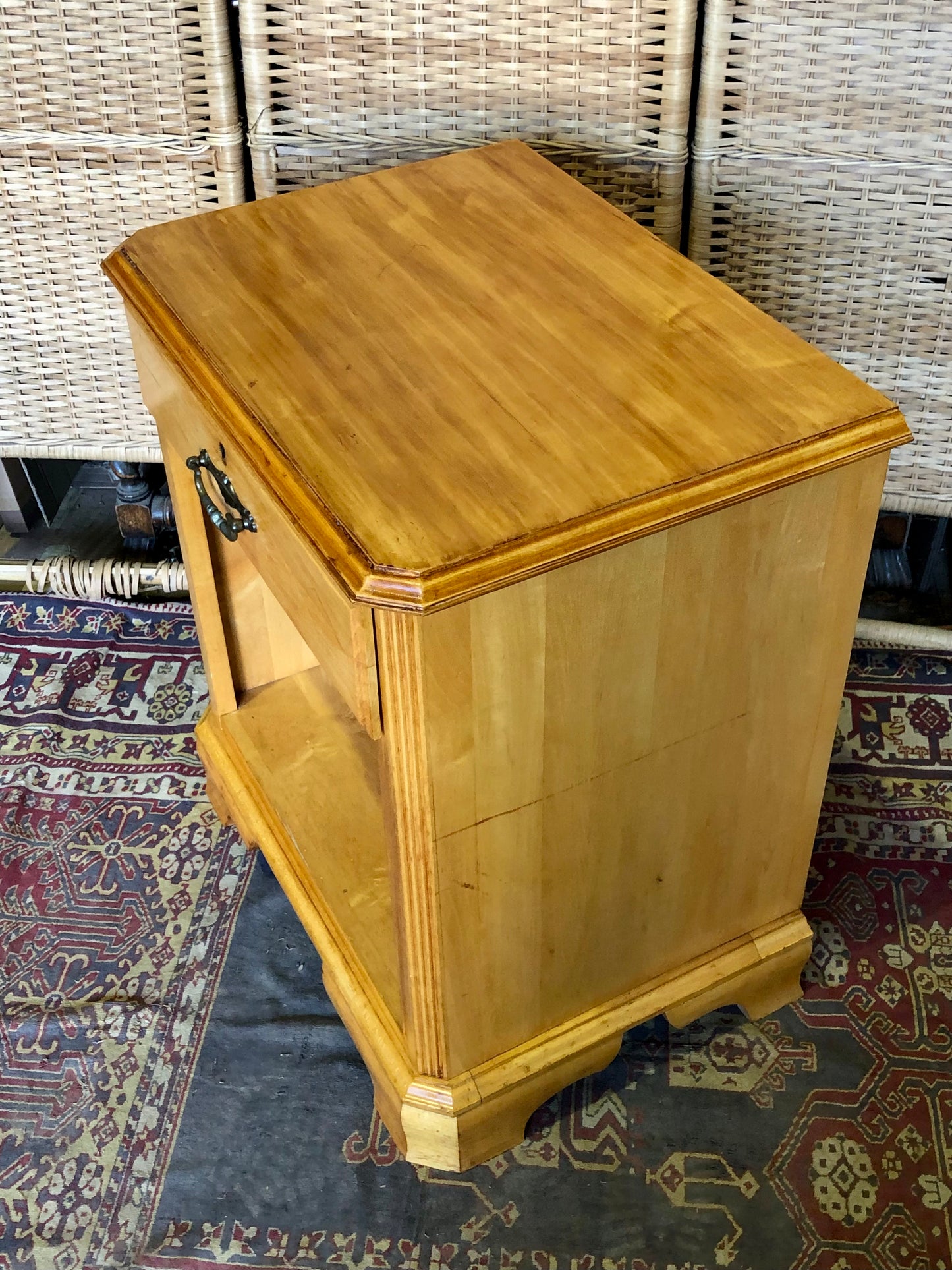 000501....Handsome Pair Of Vintage Bedside Tables