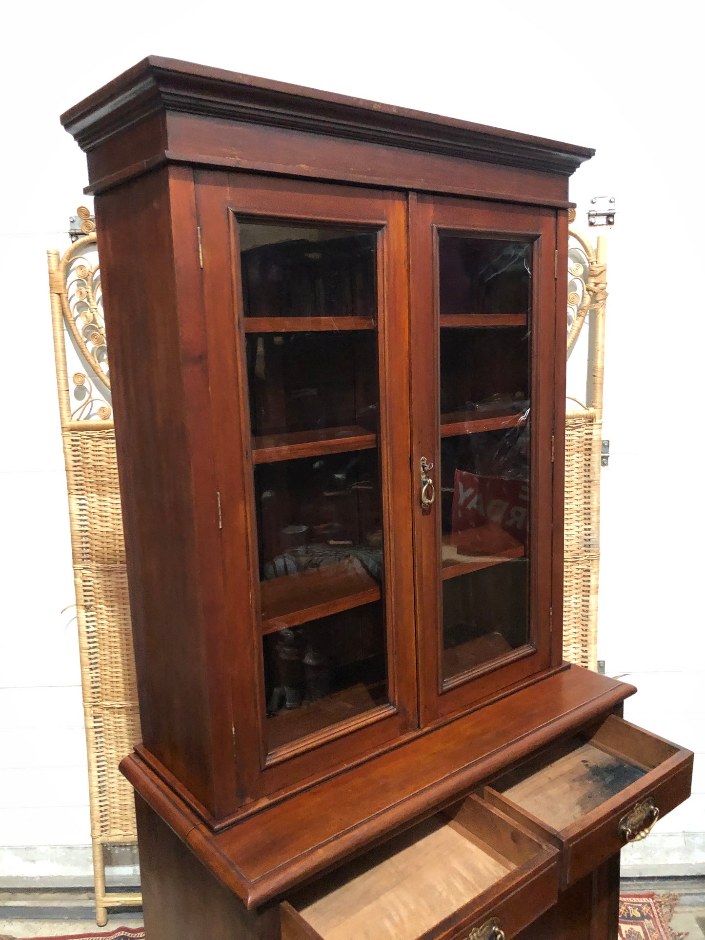 000643....Handsome Antique Mahogany Bookcase