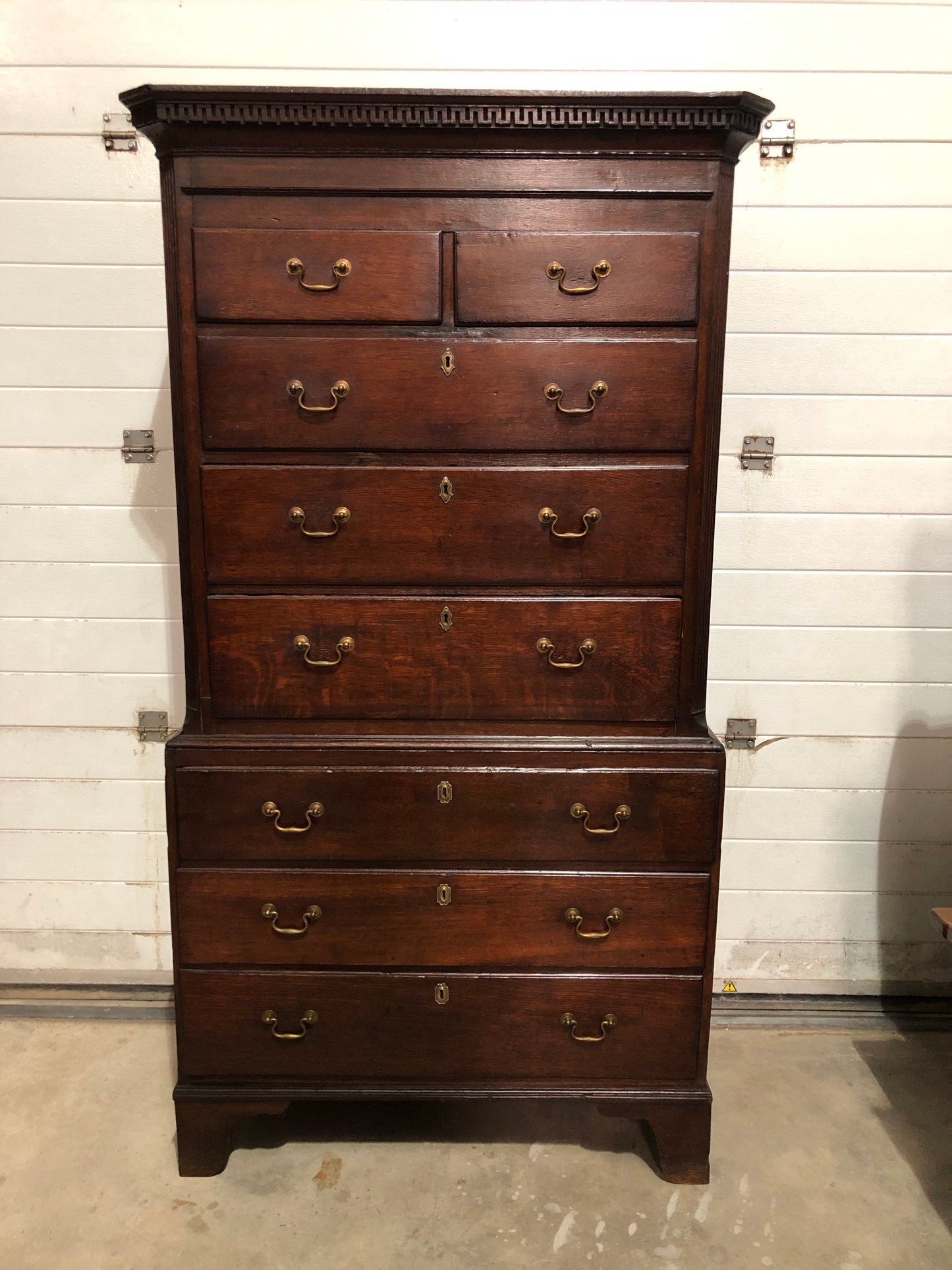 000642....Handsome 18th Century Country Oak Chest On Chest/Tallboy