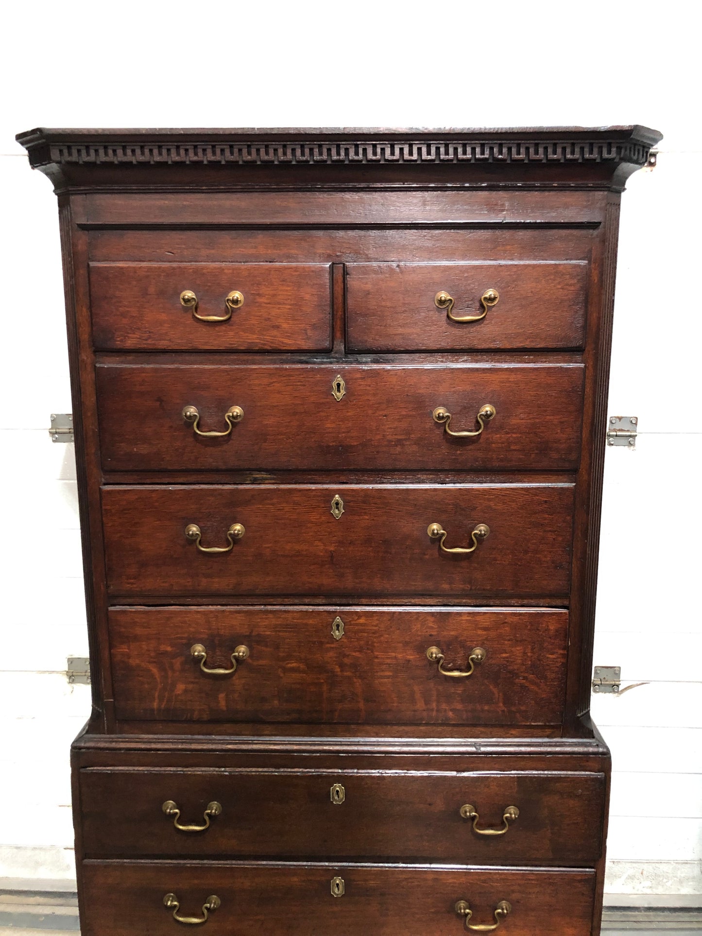 000642....Handsome 18th Century Country Oak Chest On Chest/Tallboy