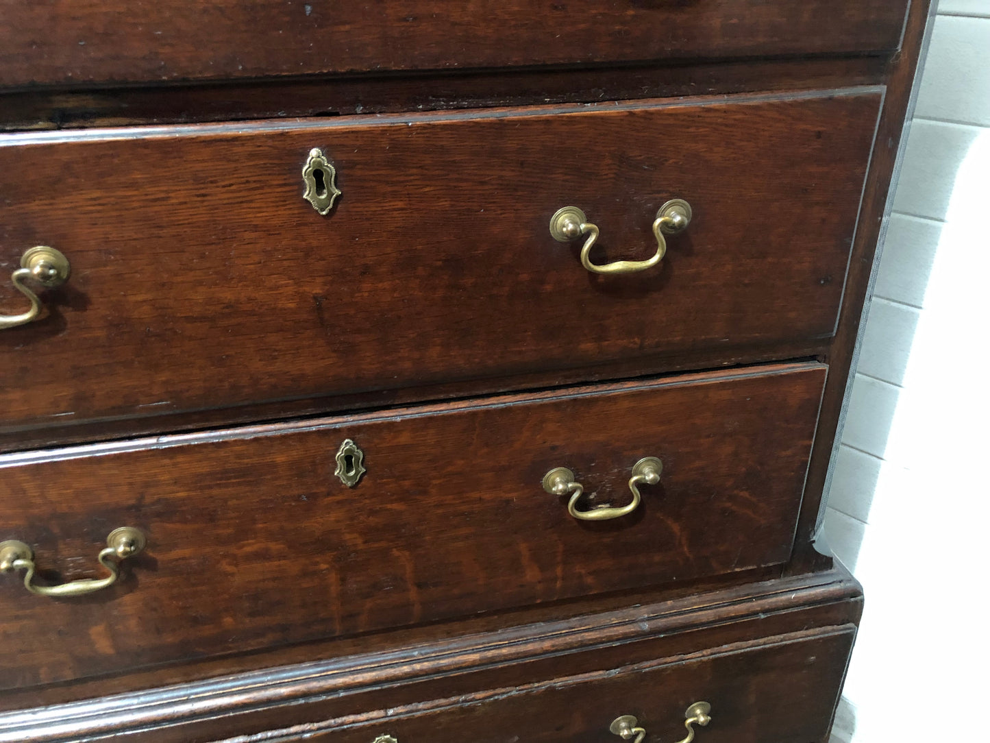 000642....Handsome 18th Century Country Oak Chest On Chest/Tallboy