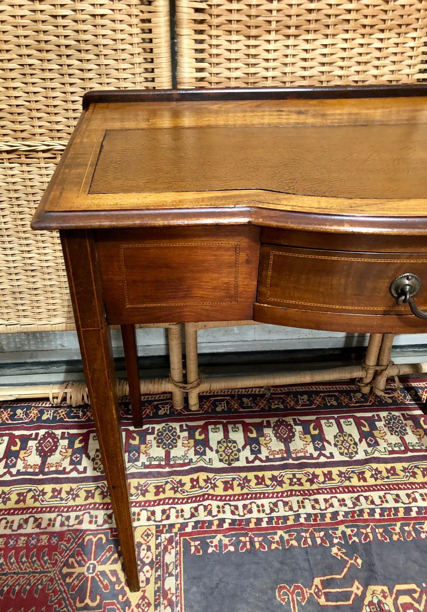 000640....Handsome Edwardian Mahogany Writing/Dressing Table