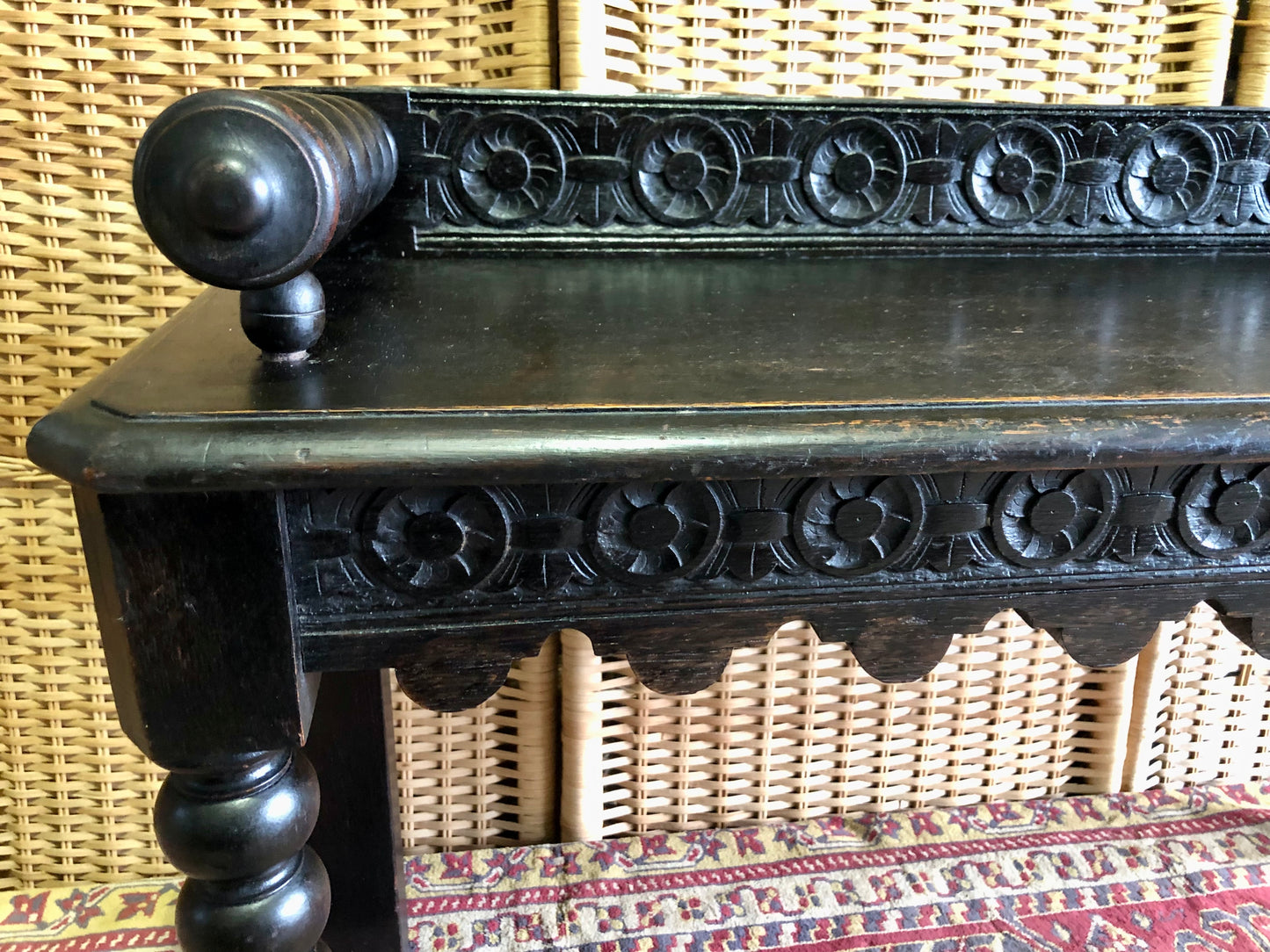 000498....Handsome Gothic Style Carved Oak Bench