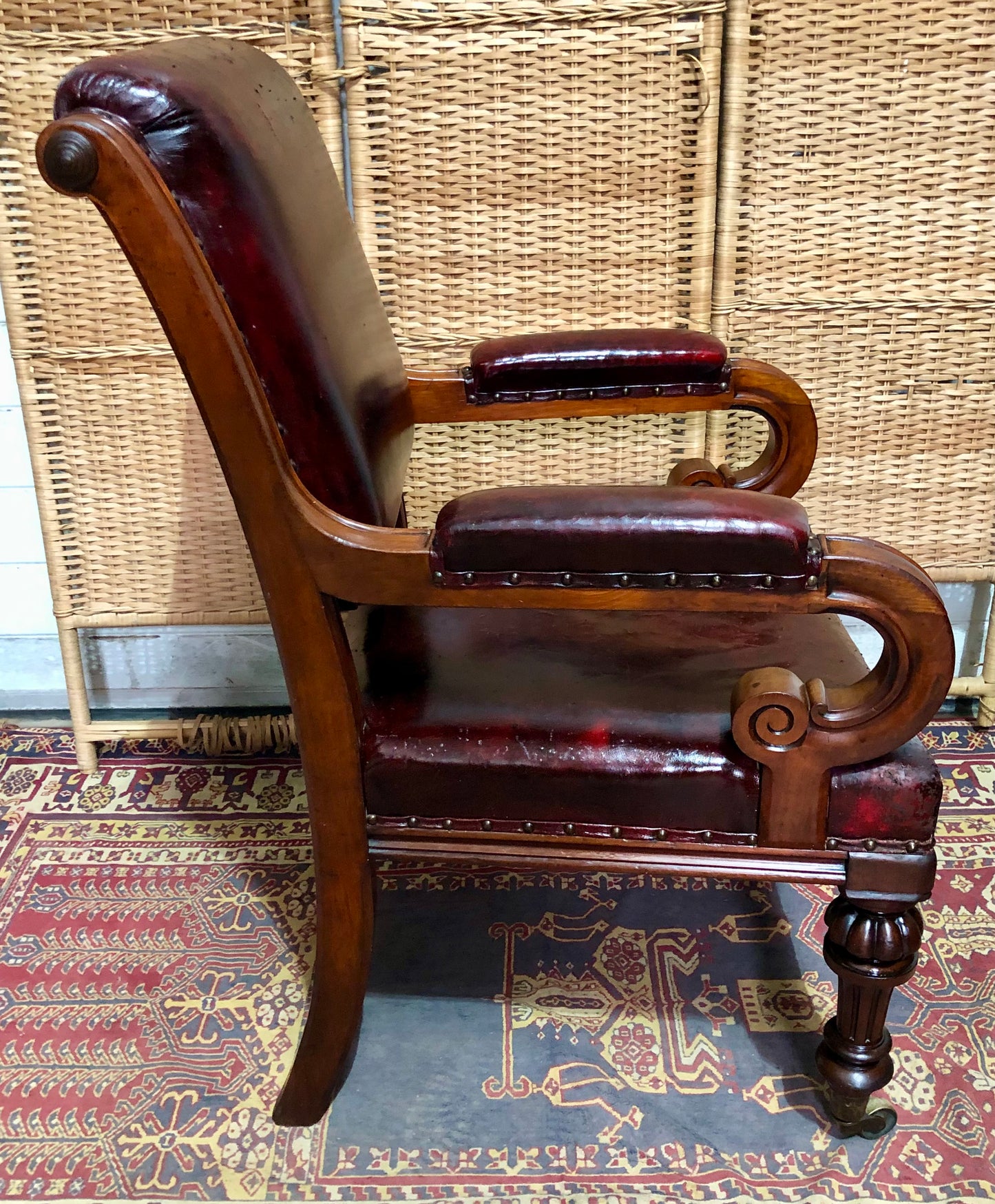 000626....Handsome William IV Leather Library Chair