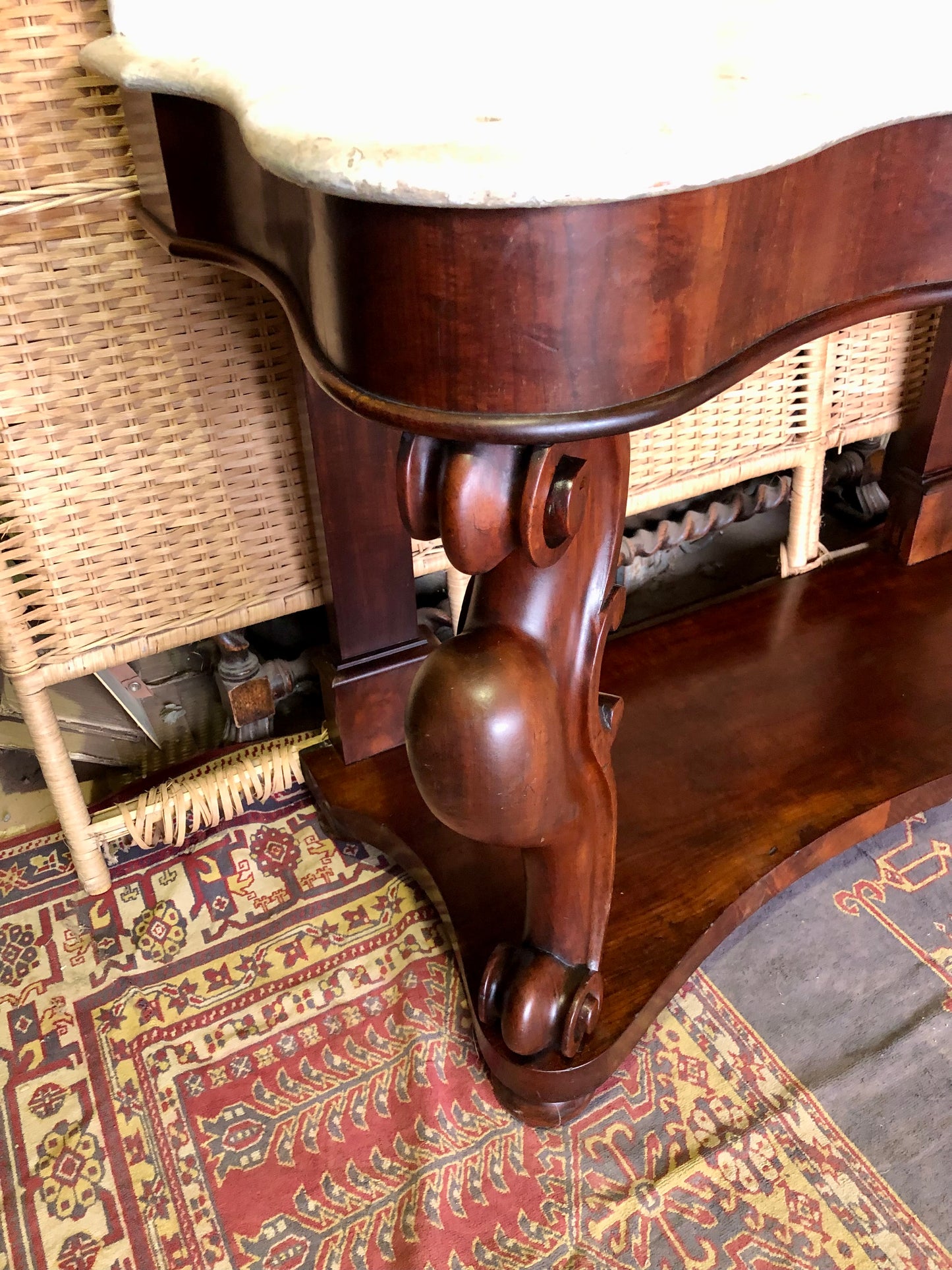 000497....Handsome Antique Mahogany Washstand Or Hall Table