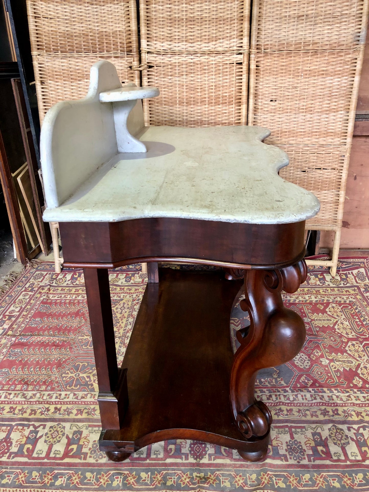 000497....Handsome Antique Mahogany Washstand Or Hall Table