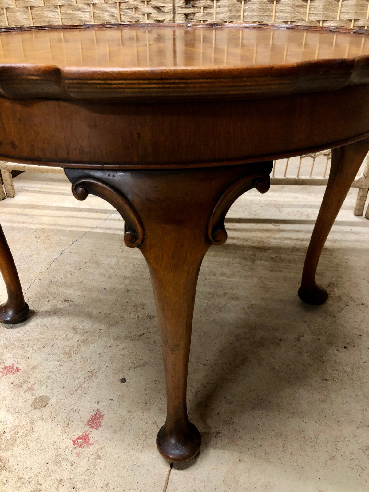 000495....Handsome Vintage Walnut Coffee Table