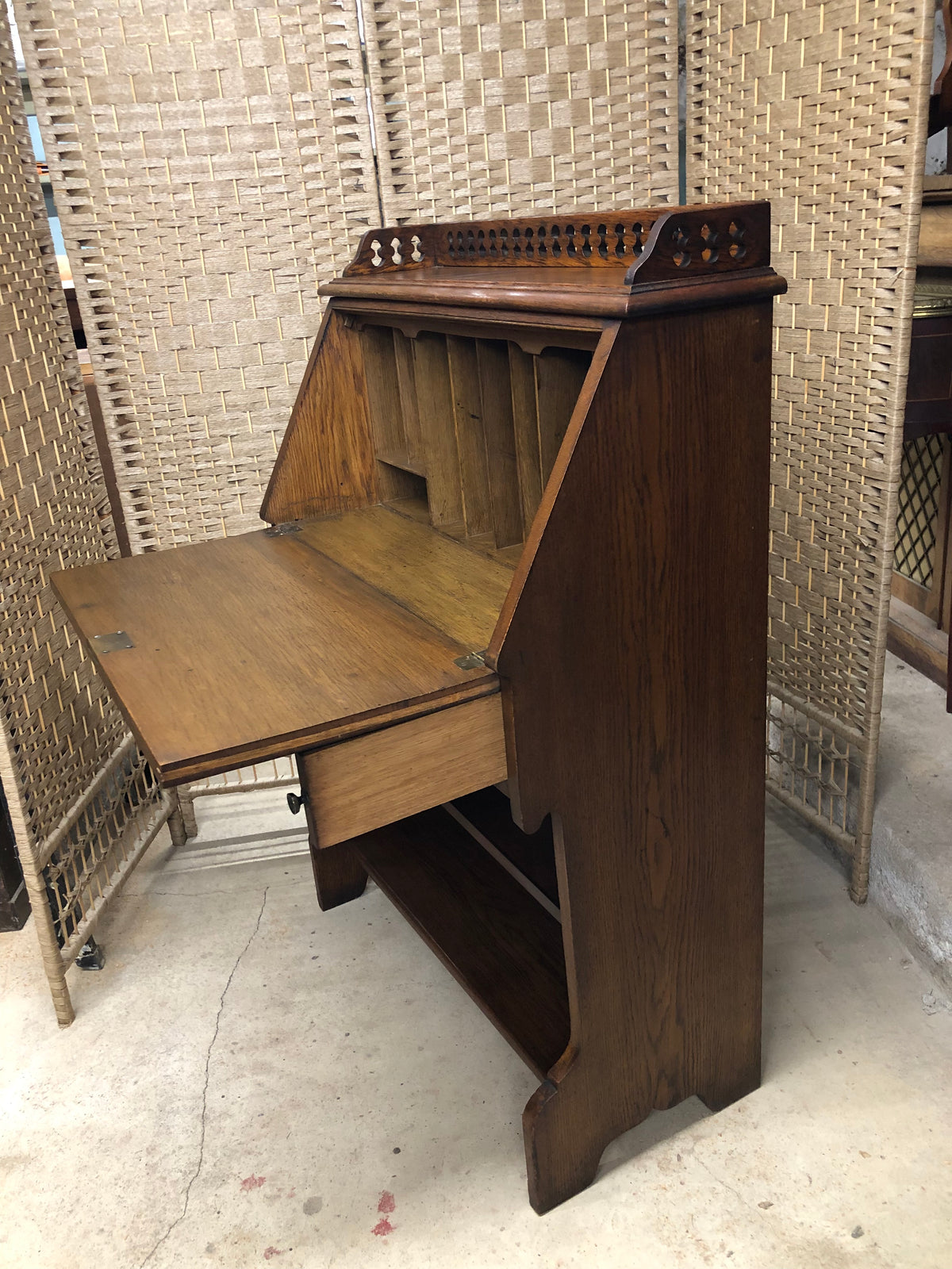 000494....Handsome Arts And Crafts Oak Bureau With Bookshelves
