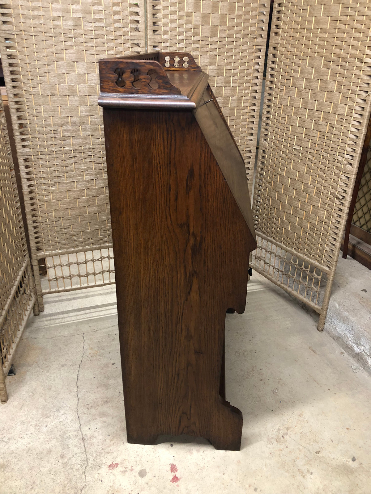 000494....Handsome Arts And Crafts Oak Bureau With Bookshelves