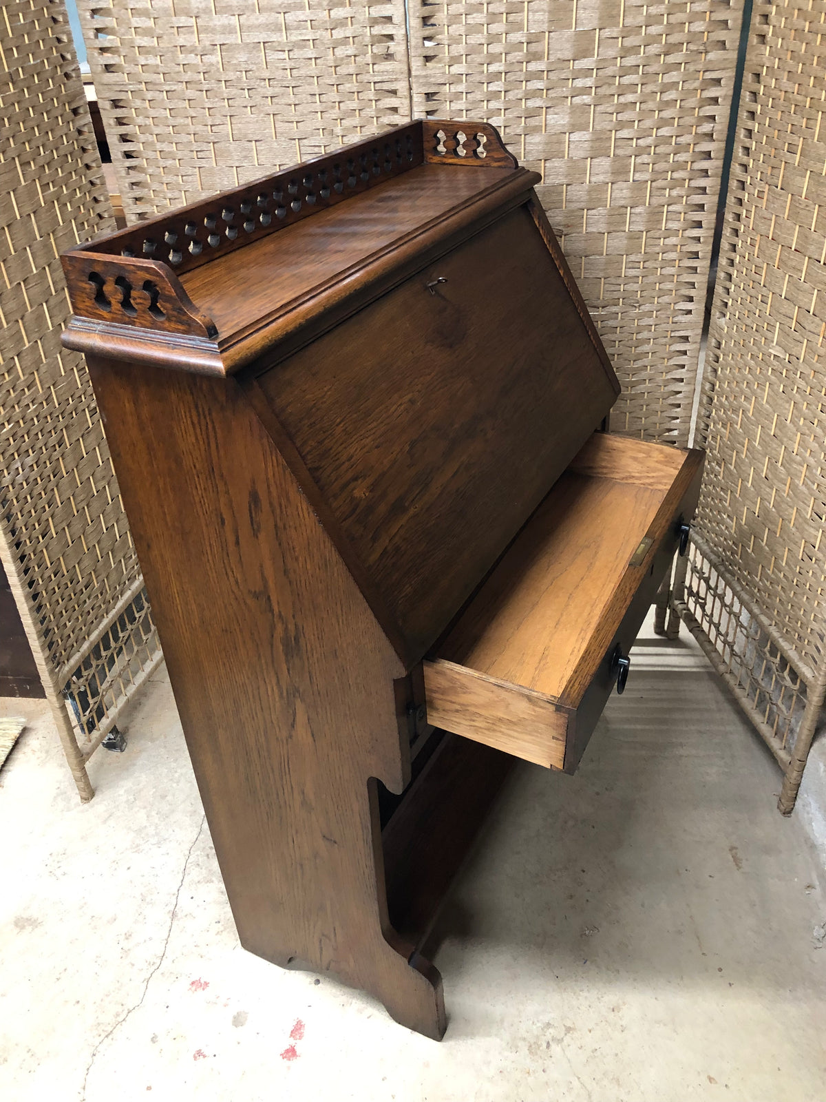 000494....Handsome Arts And Crafts Oak Bureau With Bookshelves
