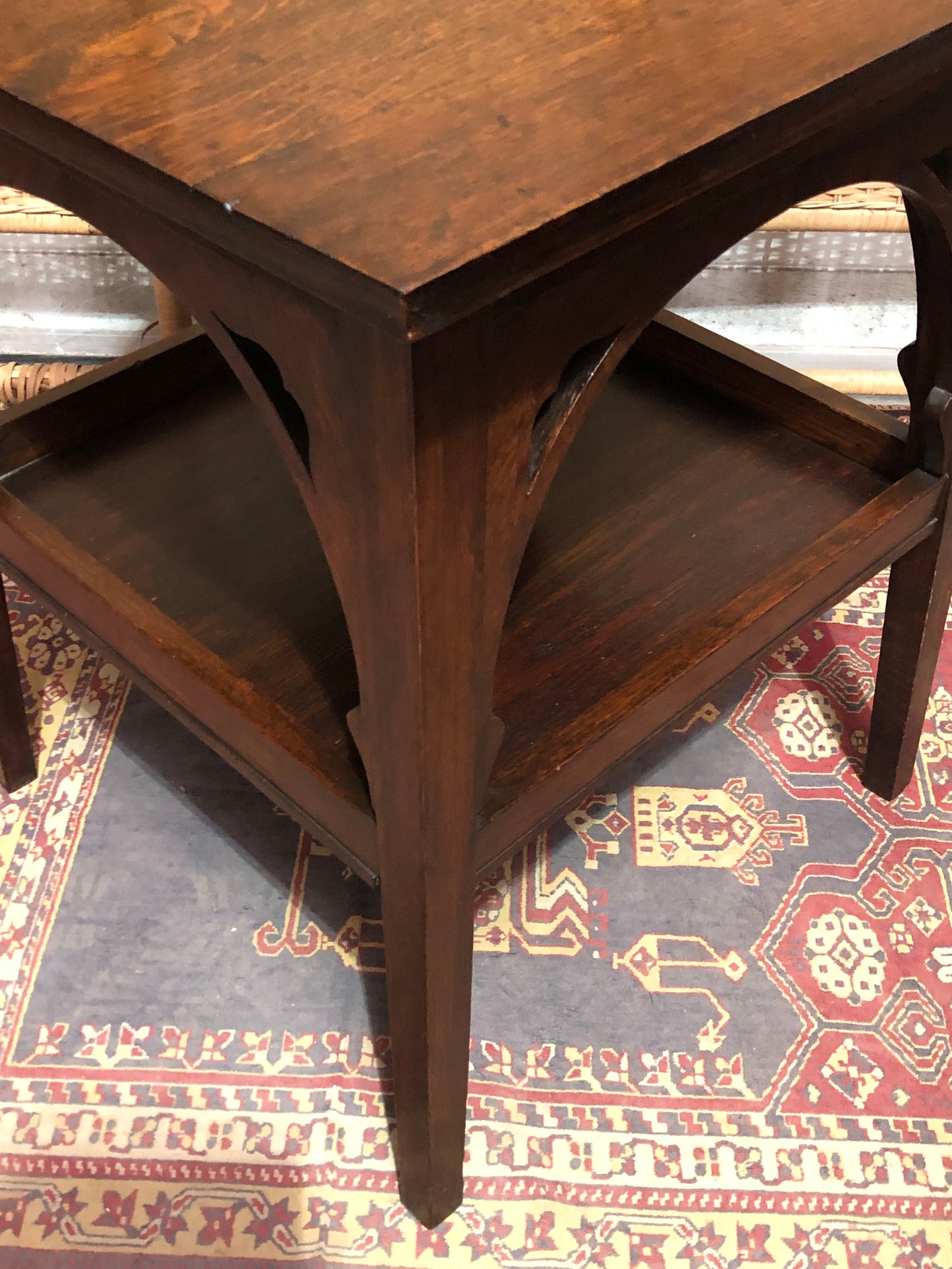 000622....Handsome Arts And Crafts Oak Table ( sold )