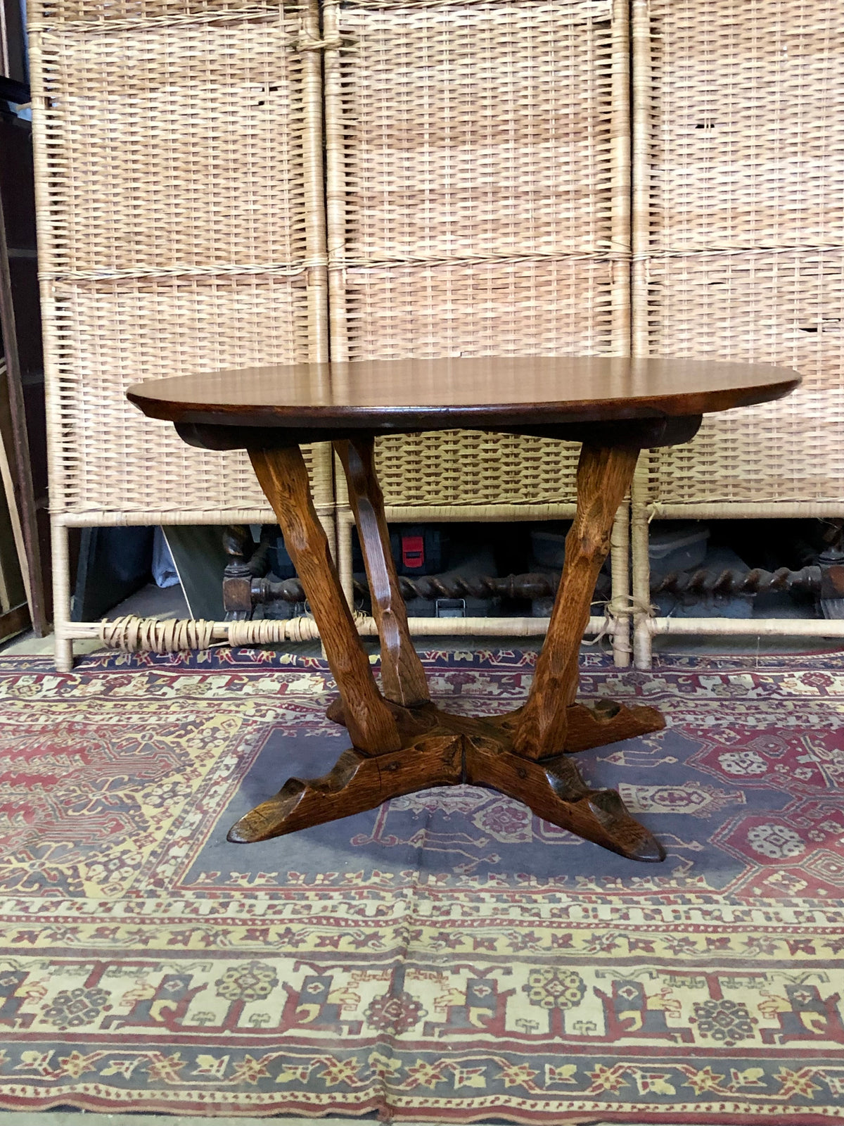 000490....Handsome Arts And Crafts Solid Oak Coffee Table
