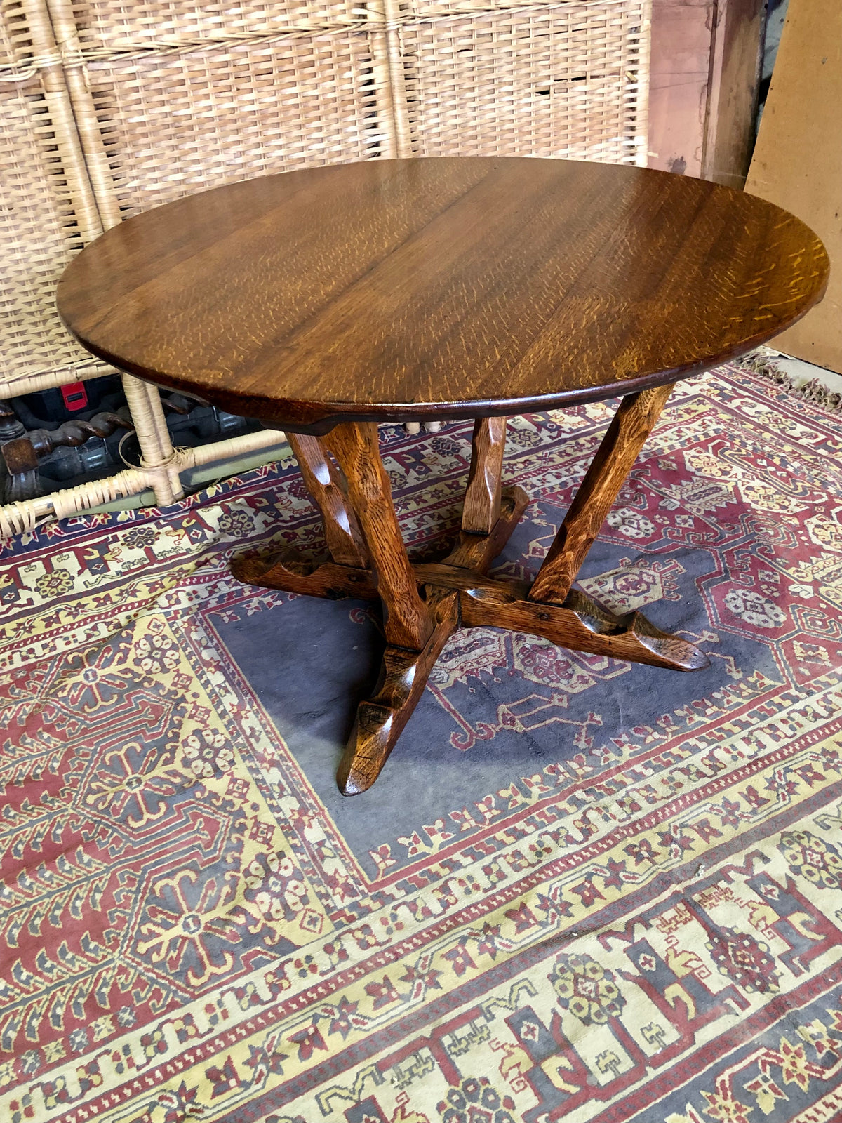 000490....Handsome Arts And Crafts Solid Oak Coffee Table