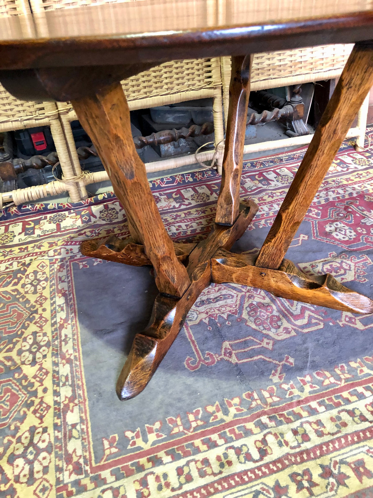 000490....Handsome Arts And Crafts Solid Oak Coffee Table