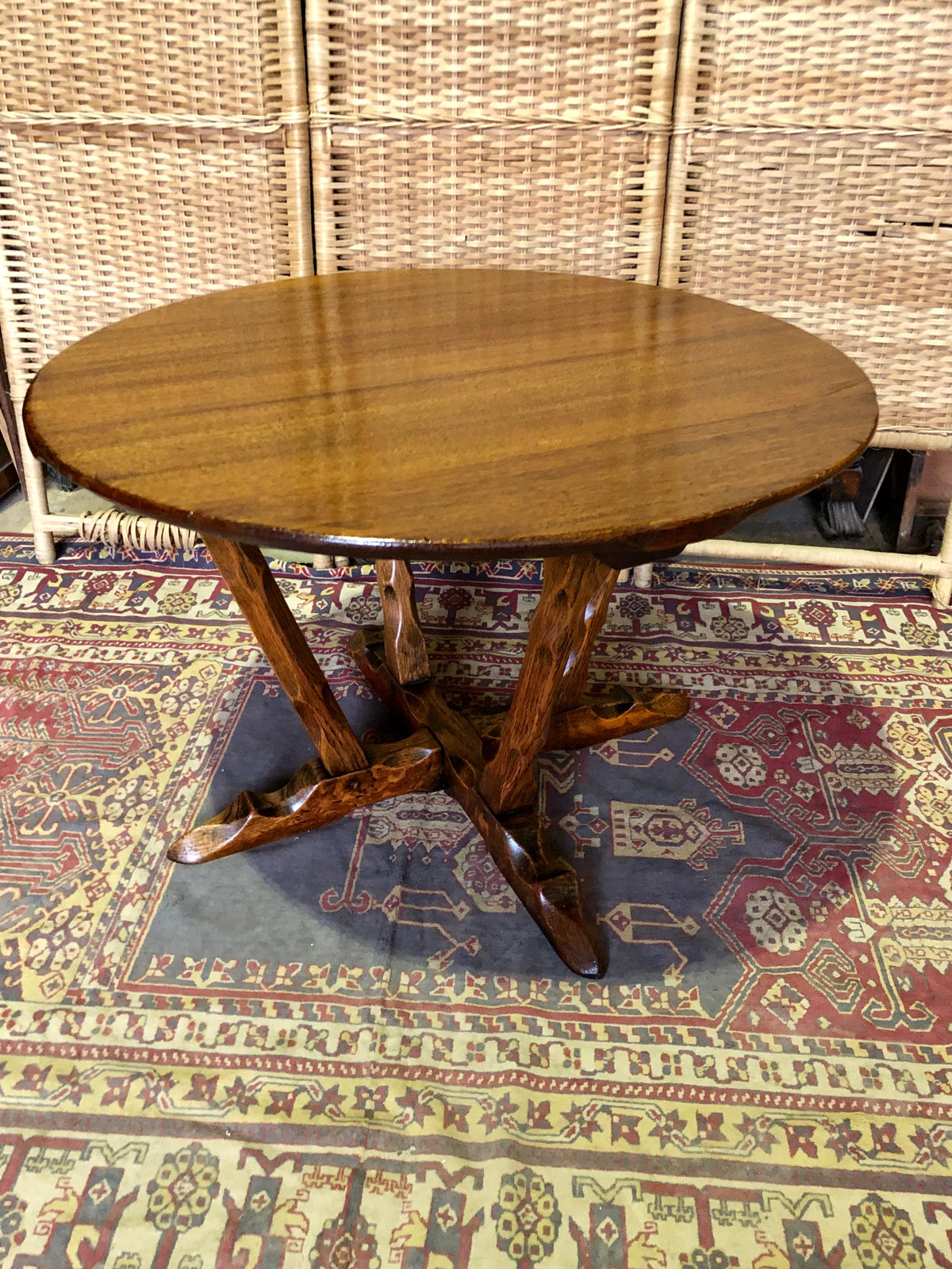 000490....Handsome Arts And Crafts Solid Oak Coffee Table