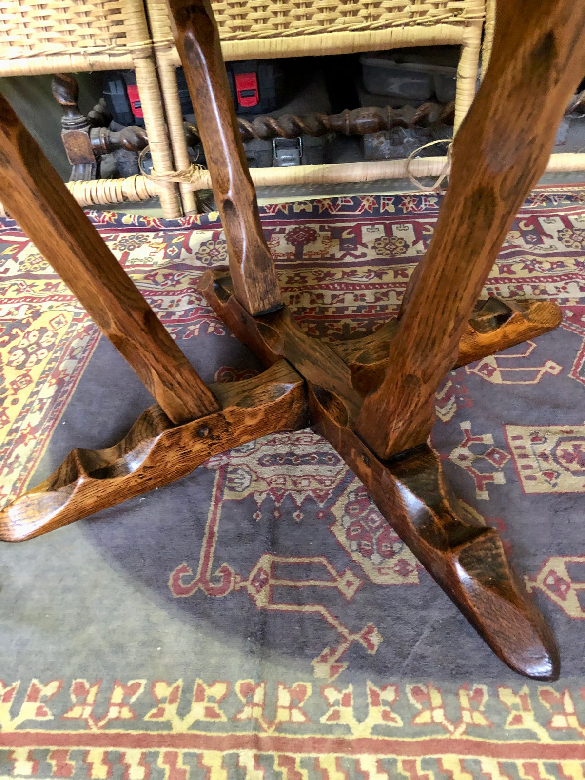000490....Handsome Arts And Crafts Solid Oak Coffee Table