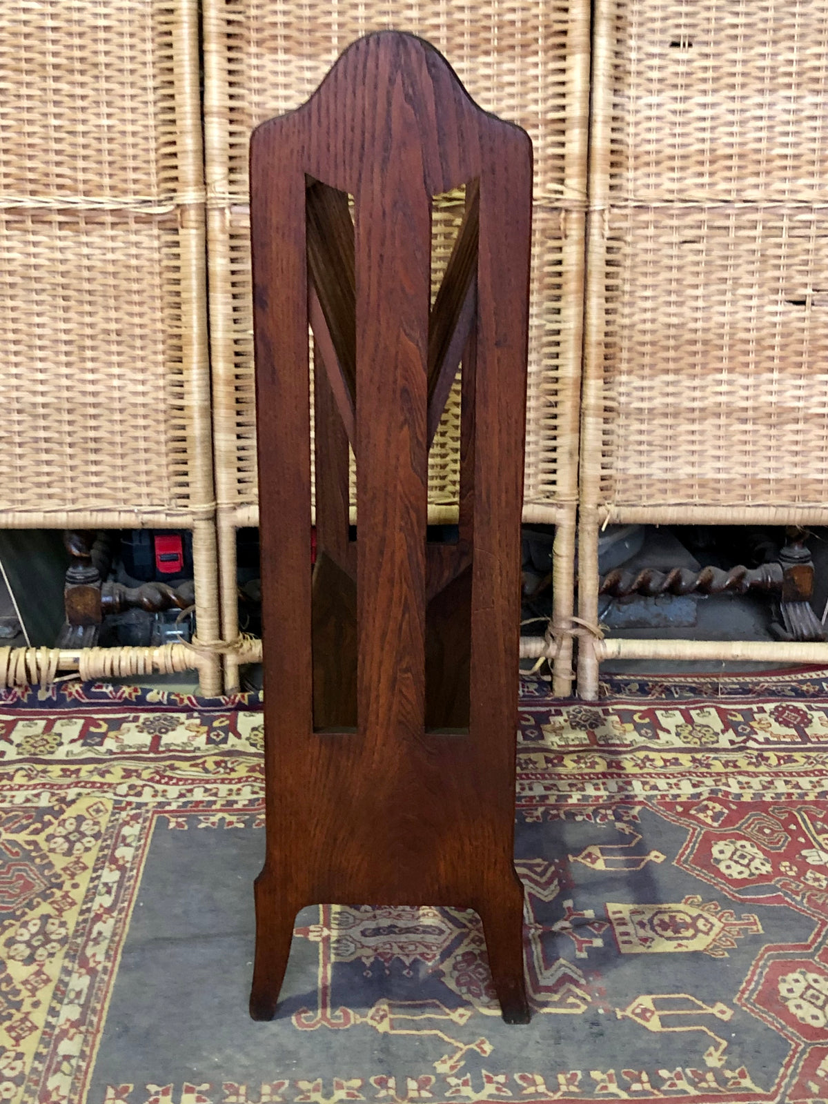 000491....Handsome Art Deco Oak Magazine Rack