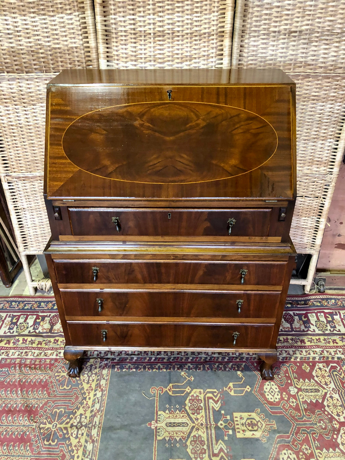 000487....Handsome Vintage Mahogany Bureau Or Writing Desk