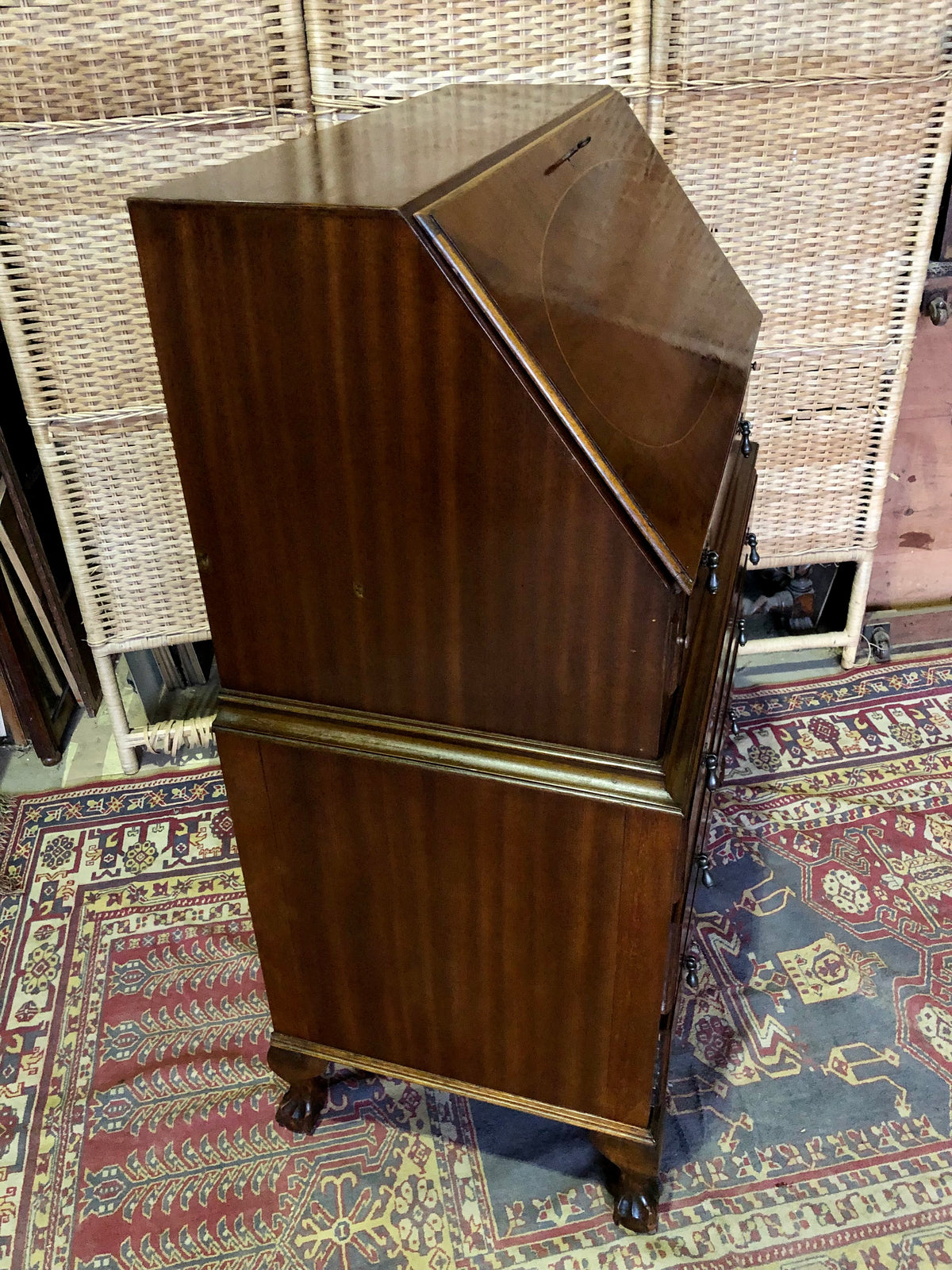 000487....Handsome Vintage Mahogany Bureau Or Writing Desk