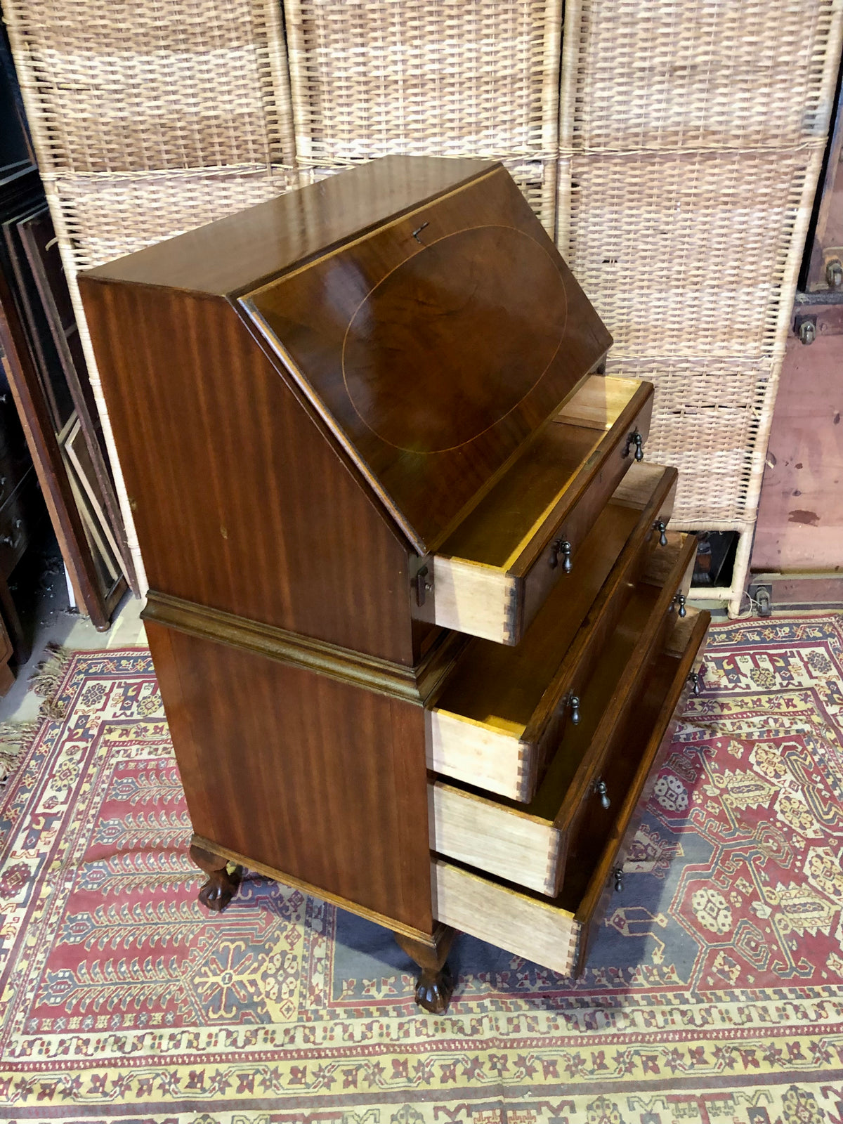 000487....Handsome Vintage Mahogany Bureau Or Writing Desk