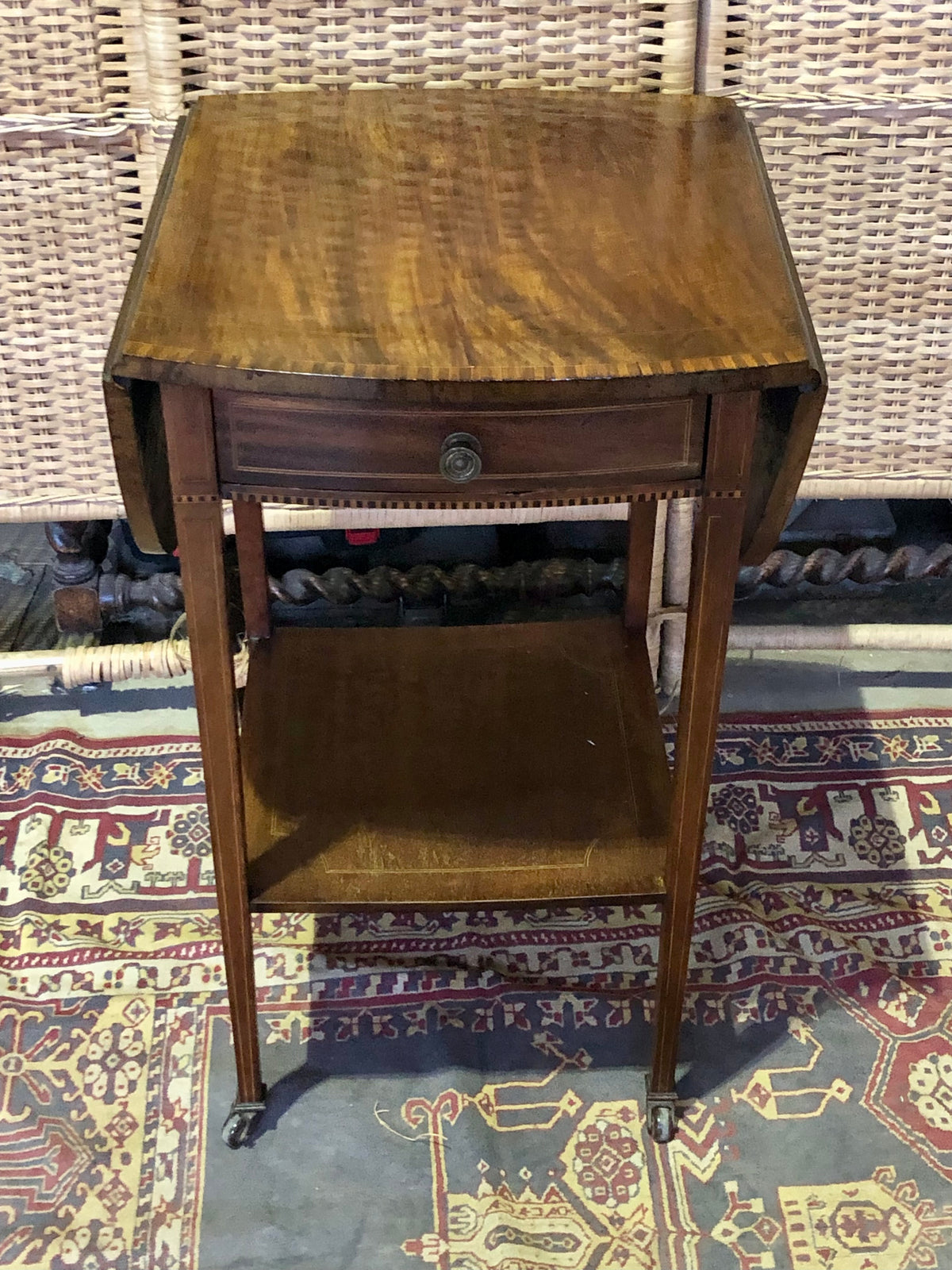 000486....Handsome Antique Mahogany Lamp Table
