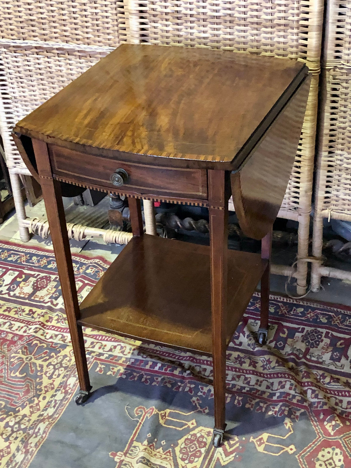 000486....Handsome Antique Mahogany Lamp Table