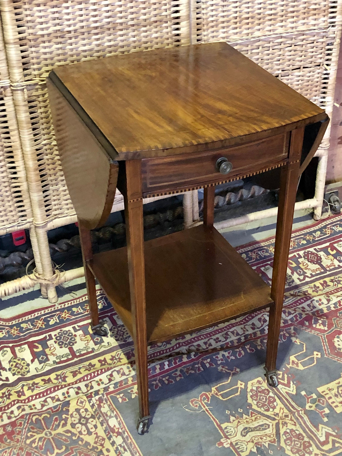000486....Handsome Antique Mahogany Lamp Table