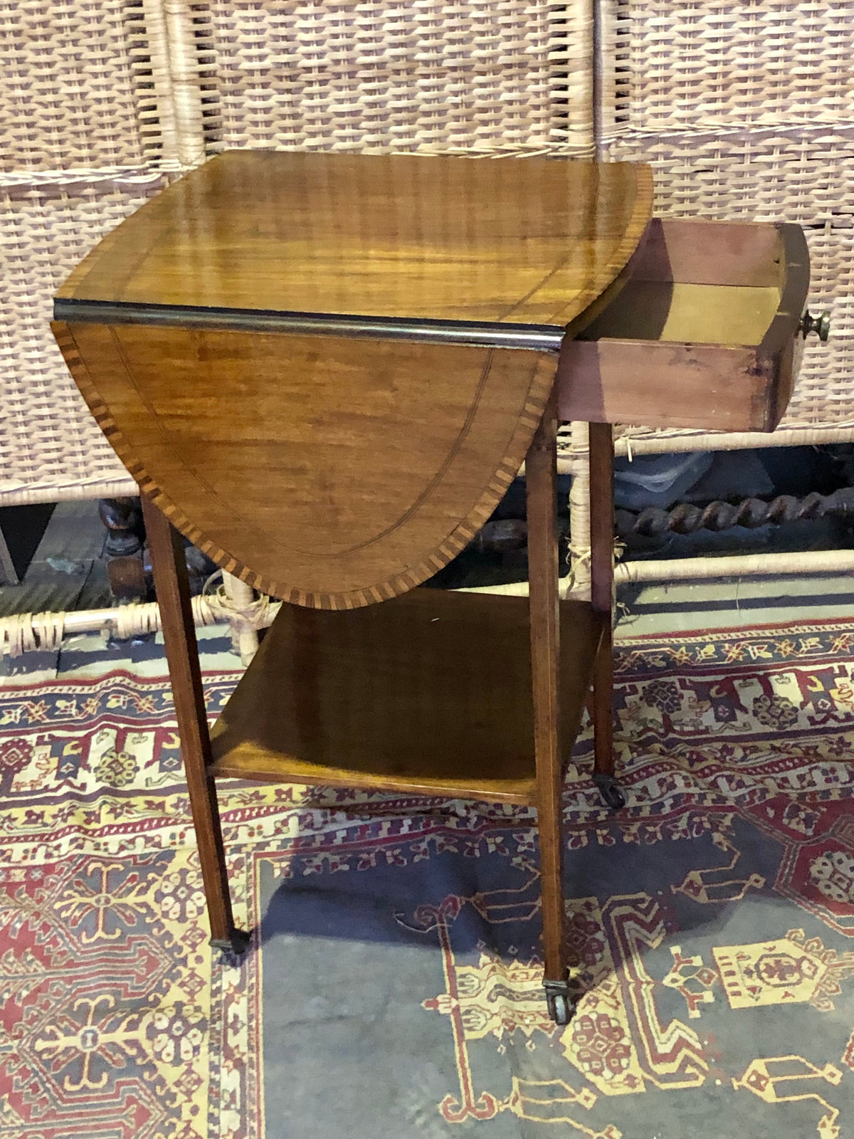 000486....Handsome Antique Mahogany Lamp Table