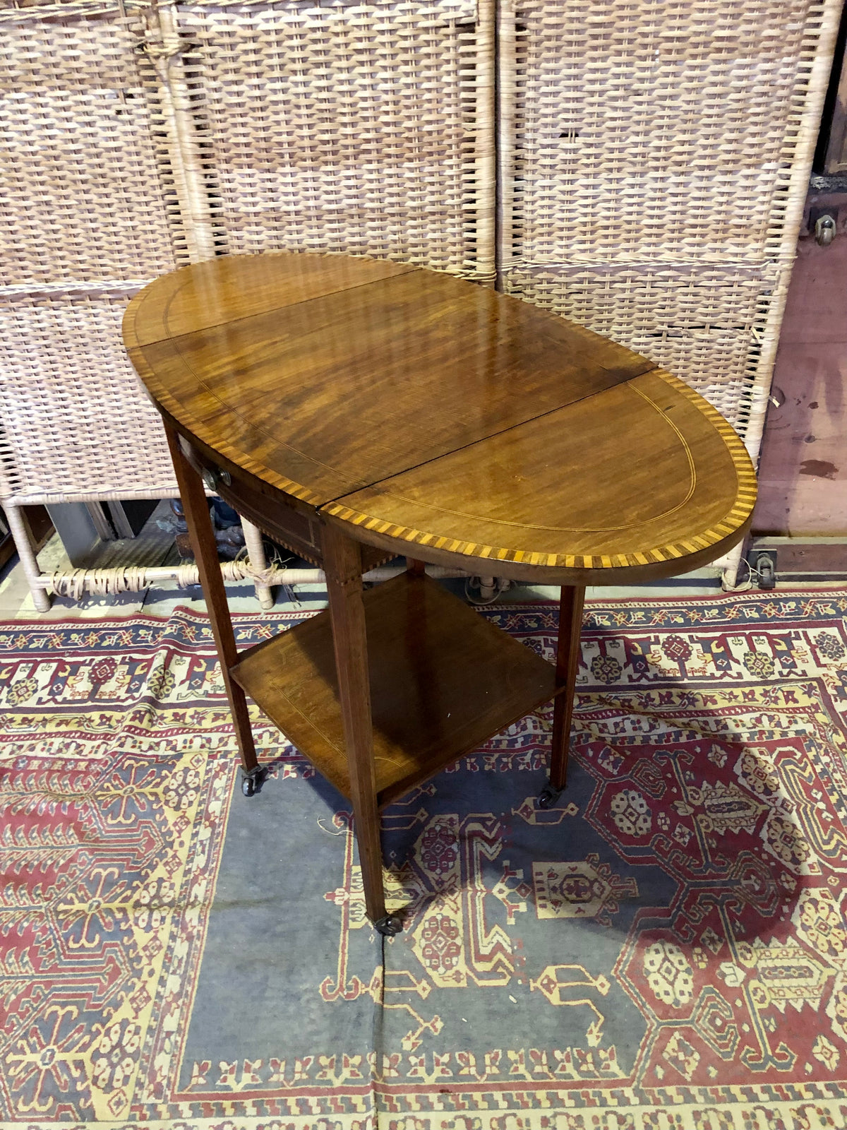 000486....Handsome Antique Mahogany Lamp Table