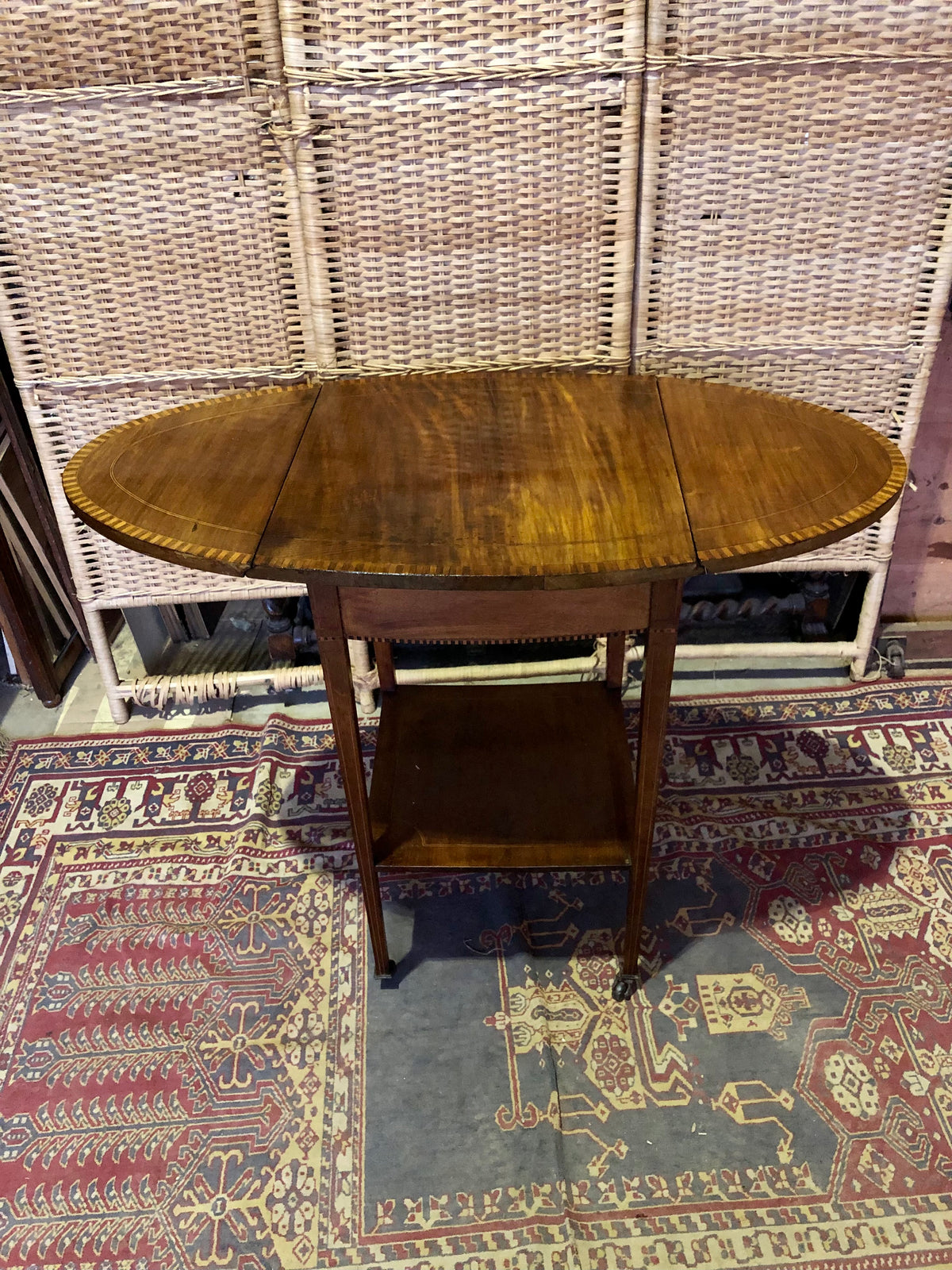 000486....Handsome Antique Mahogany Lamp Table
