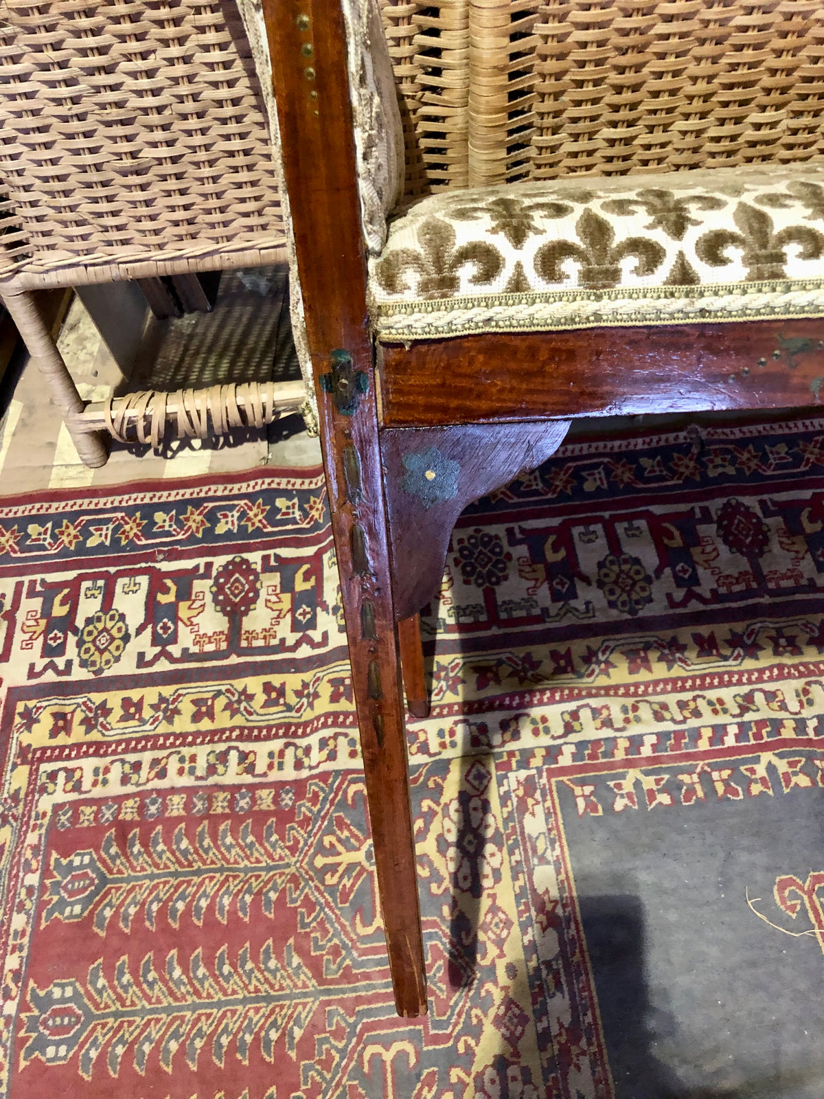 000485....Handsome Antique Mahogany Window Seat