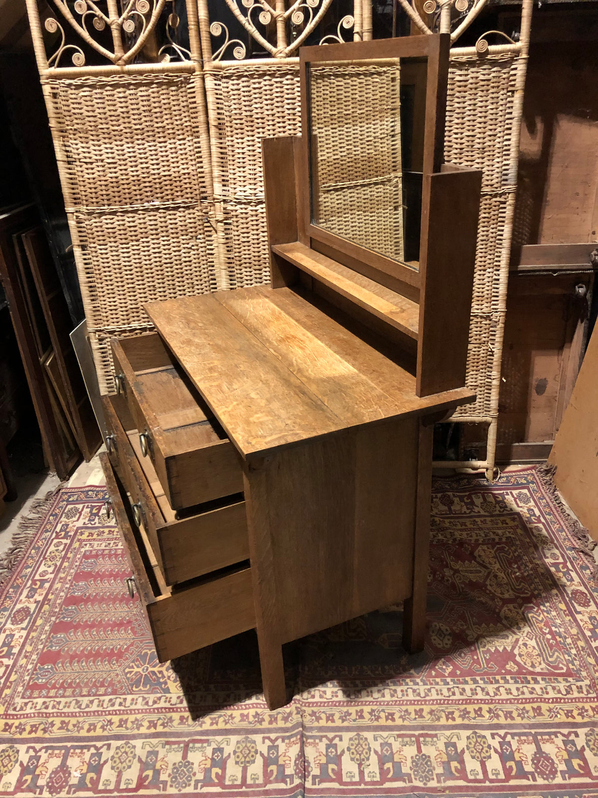 000484....Handsome Arts And Crafts Oak Dressing Table/Chest